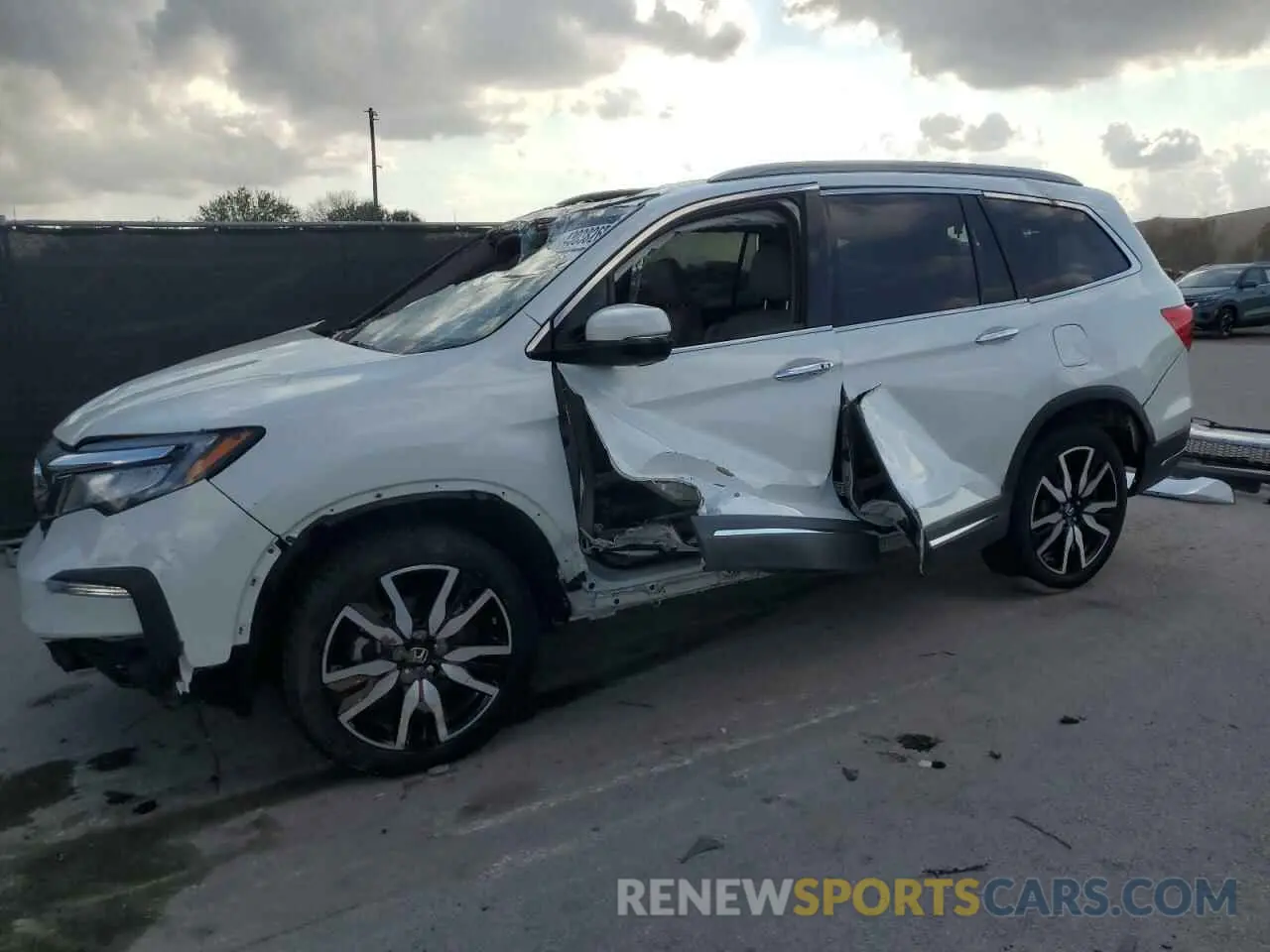 1 Photograph of a damaged car 5FNYF6H00MB064376 HONDA PILOT 2021