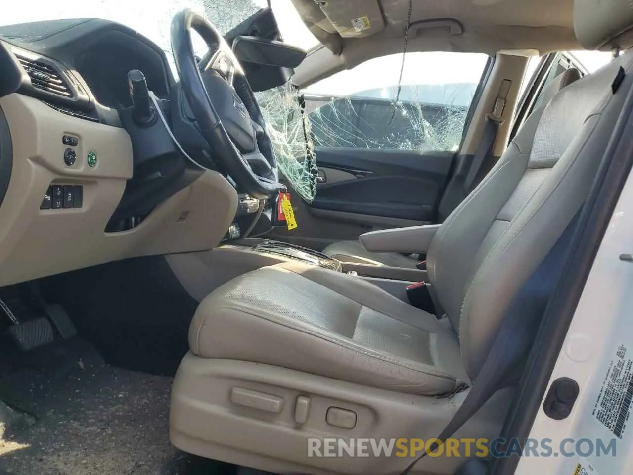 7 Photograph of a damaged car 5FNYF6H00MB064376 HONDA PILOT 2021
