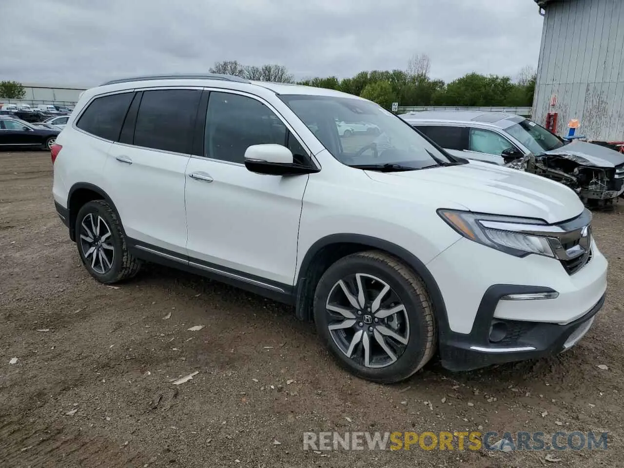 4 Photograph of a damaged car 5FNYF6H00MB067617 HONDA PILOT 2021