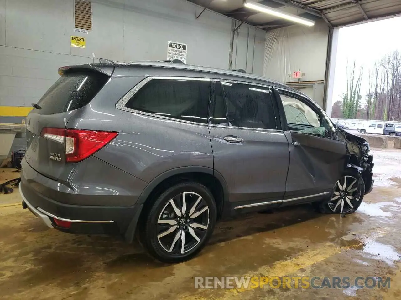3 Photograph of a damaged car 5FNYF6H01MB089206 HONDA PILOT 2021