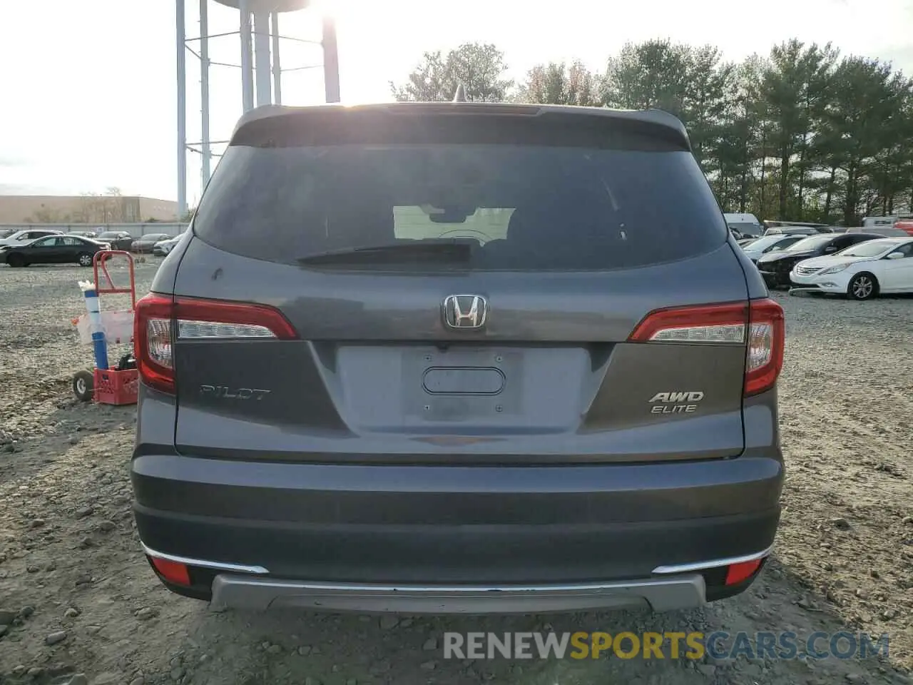 6 Photograph of a damaged car 5FNYF6H04MB035043 HONDA PILOT 2021