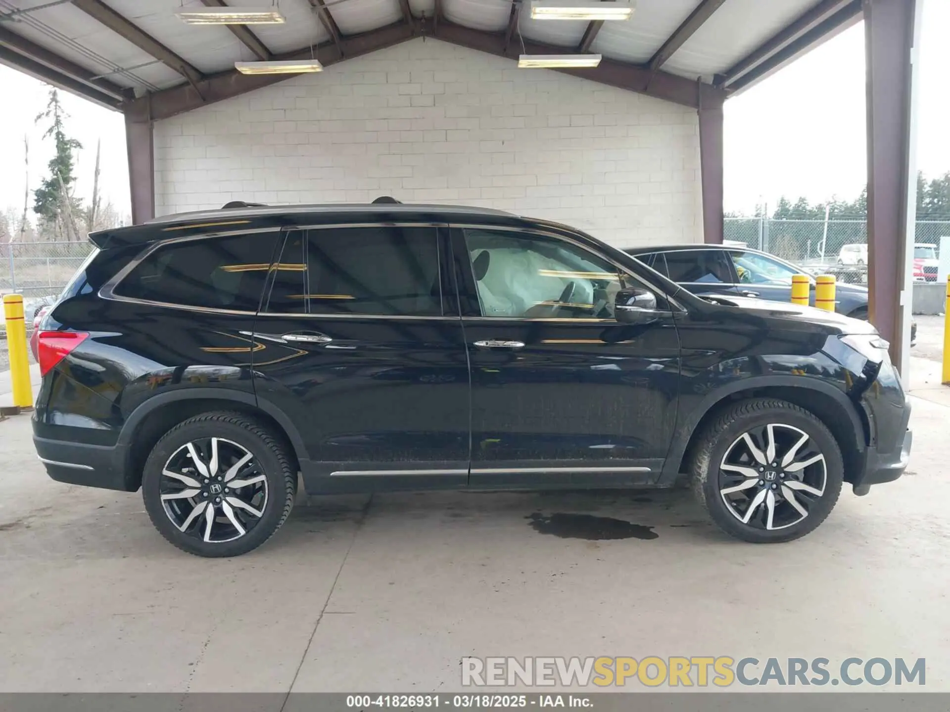 13 Photograph of a damaged car 5FNYF6H04MB043014 HONDA PILOT 2021