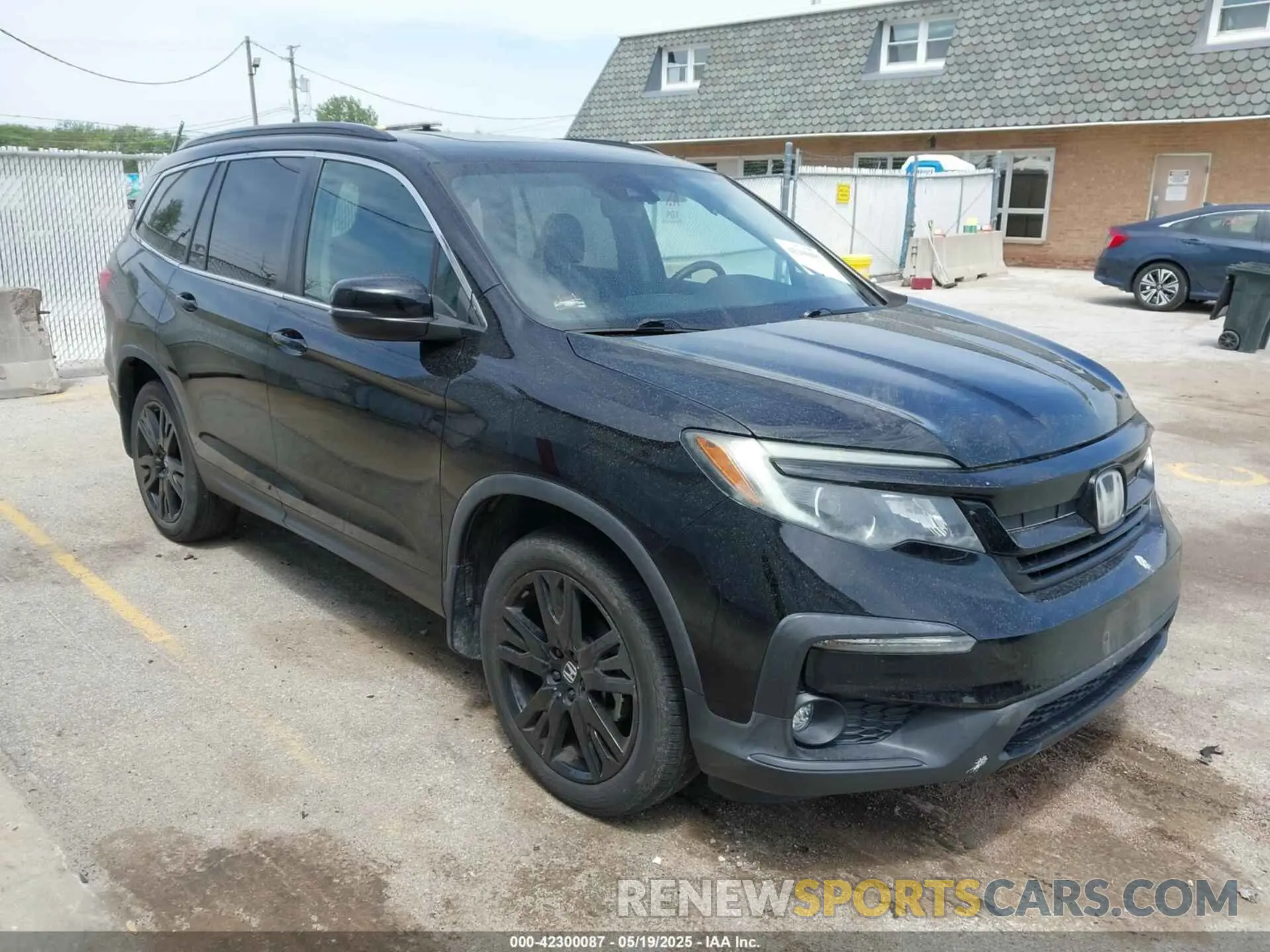 1 Photograph of a damaged car 5FNYF6H20MB023974 HONDA PILOT 2021