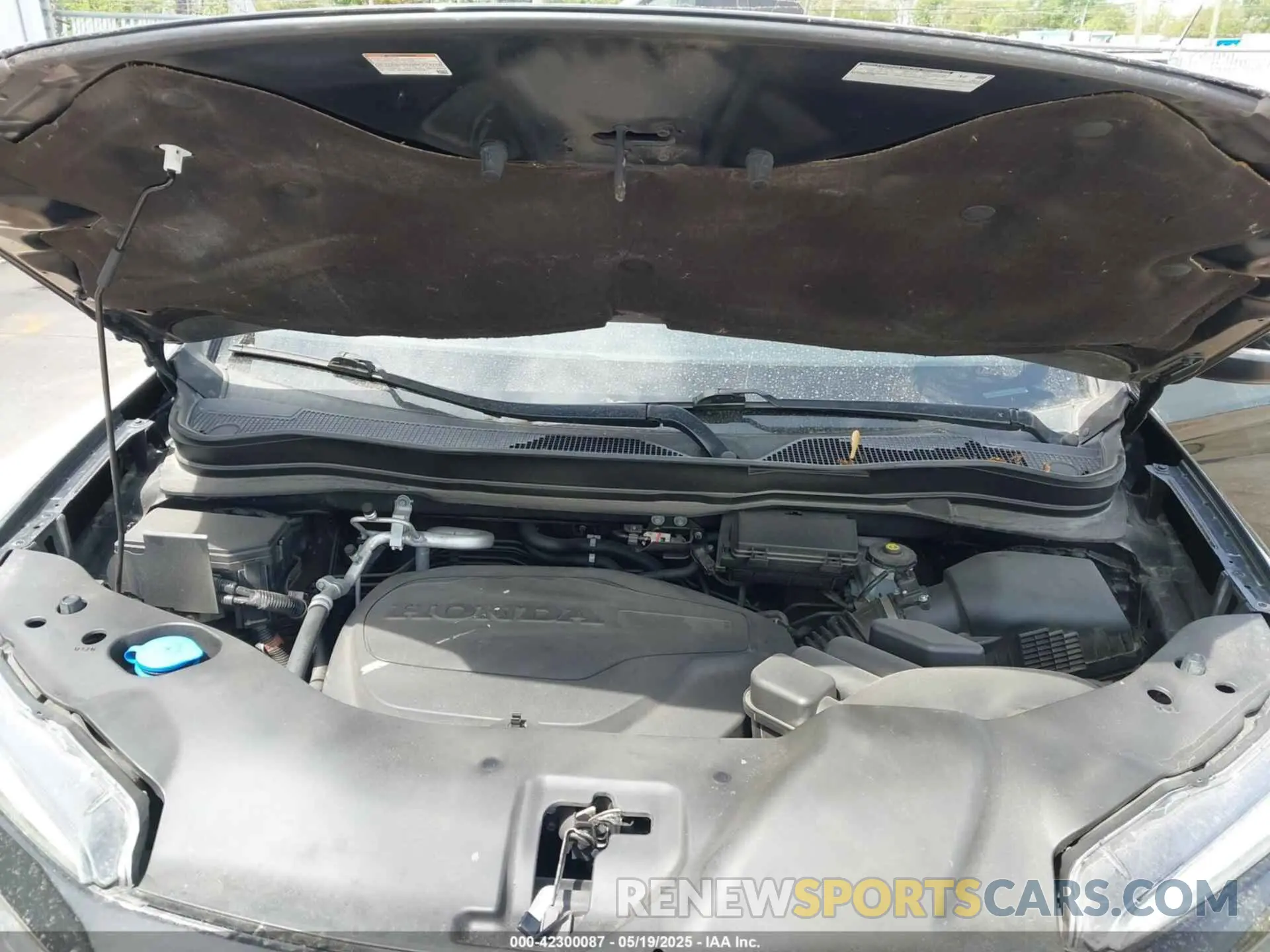 10 Photograph of a damaged car 5FNYF6H20MB023974 HONDA PILOT 2021