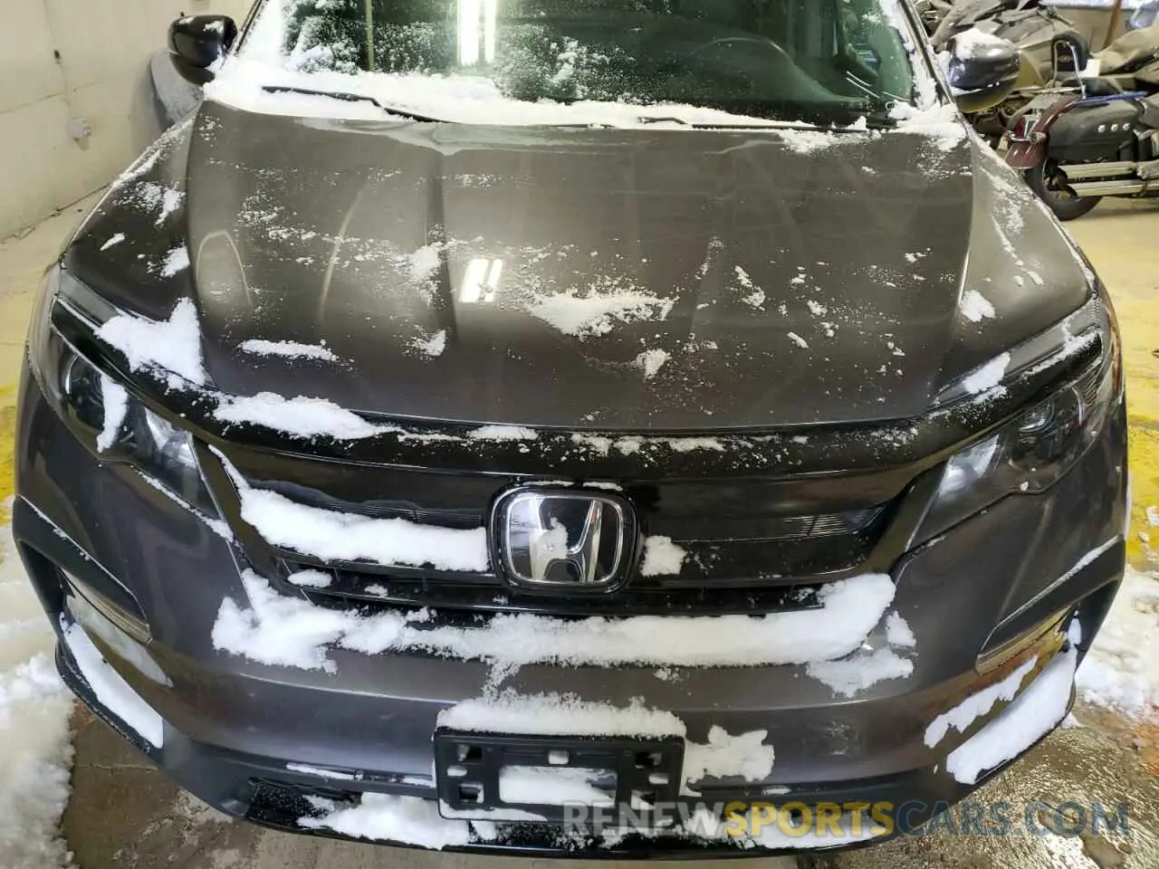 11 Photograph of a damaged car 5FNYF6H20MB033839 HONDA PILOT 2021