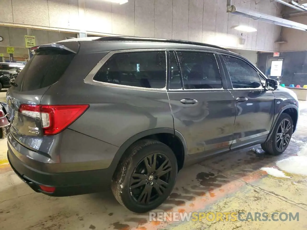 3 Photograph of a damaged car 5FNYF6H20MB033839 HONDA PILOT 2021