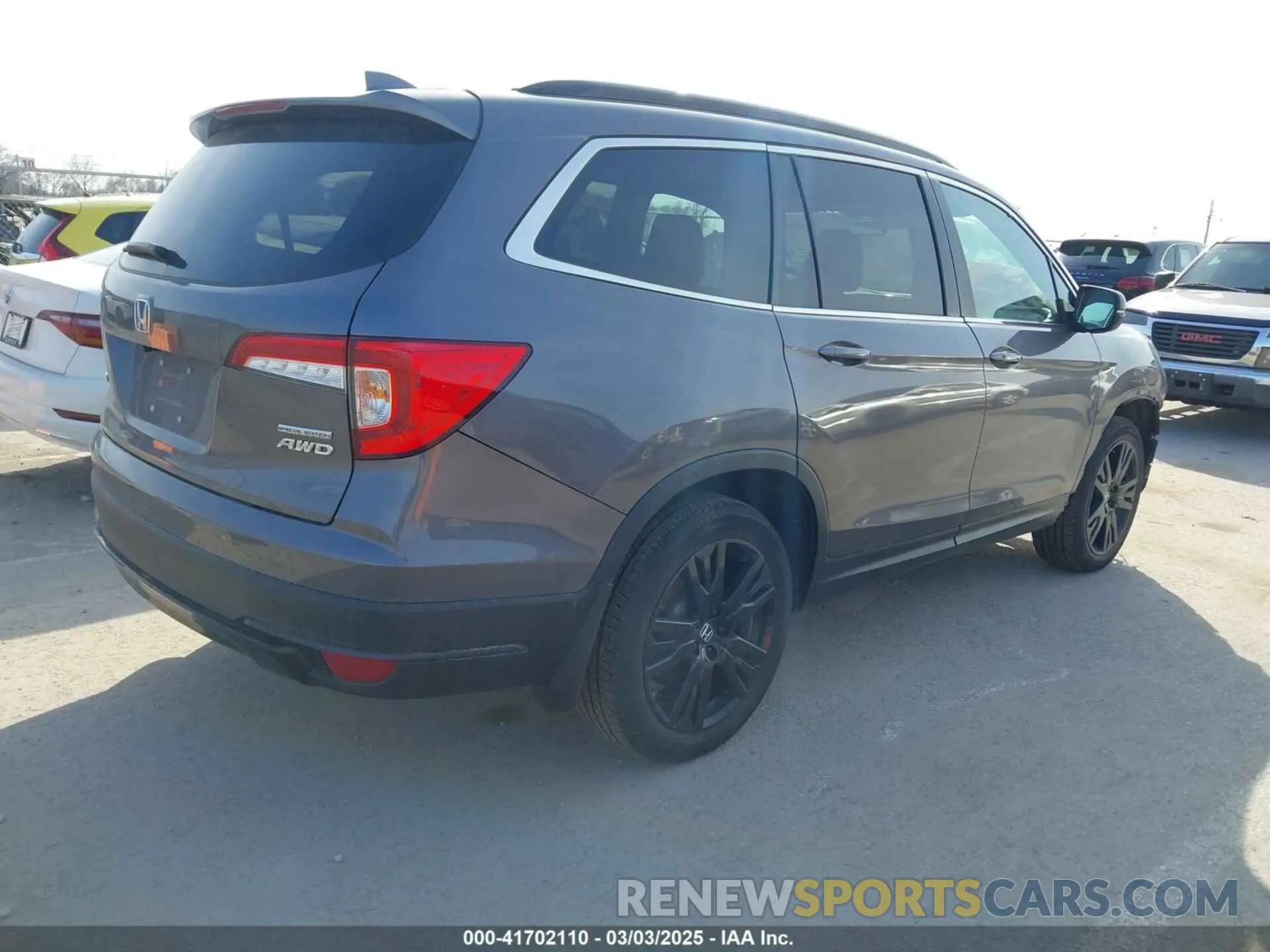 4 Photograph of a damaged car 5FNYF6H20MB055503 HONDA PILOT 2021