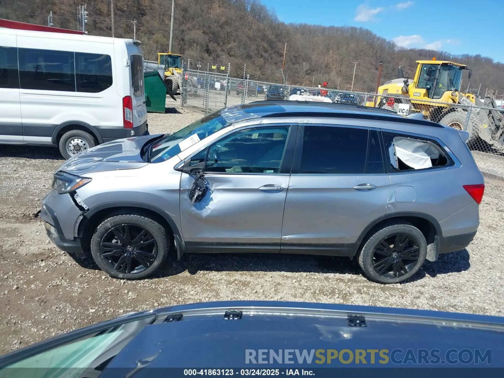 14 Photograph of a damaged car 5FNYF6H20MB066095 HONDA PILOT 2021