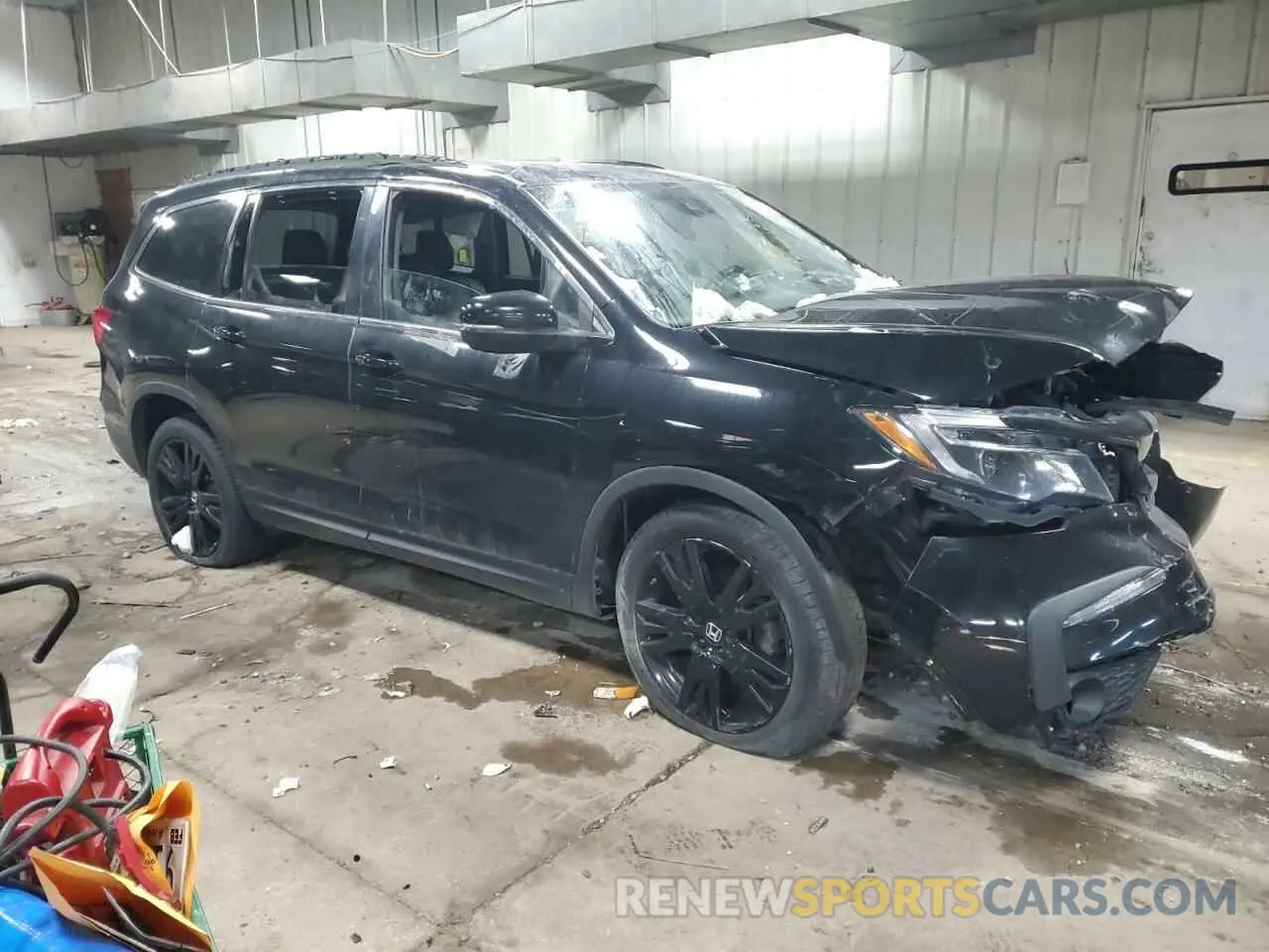 4 Photograph of a damaged car 5FNYF6H21MB098036 HONDA PILOT 2021