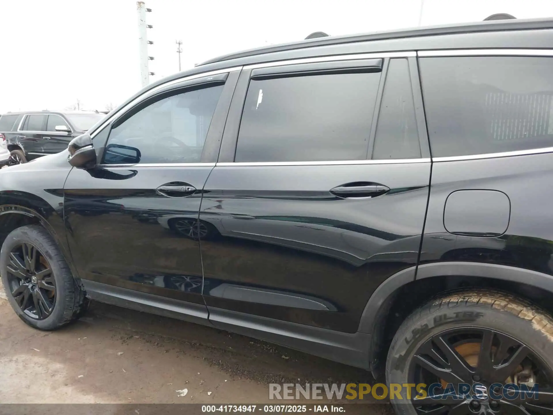 15 Photograph of a damaged car 5FNYF6H23MB004612 HONDA PILOT 2021