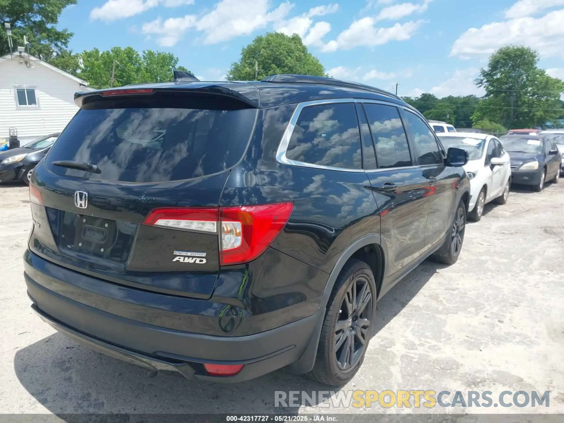 4 Photograph of a damaged car 5FNYF6H23MB024343 HONDA PILOT 2021
