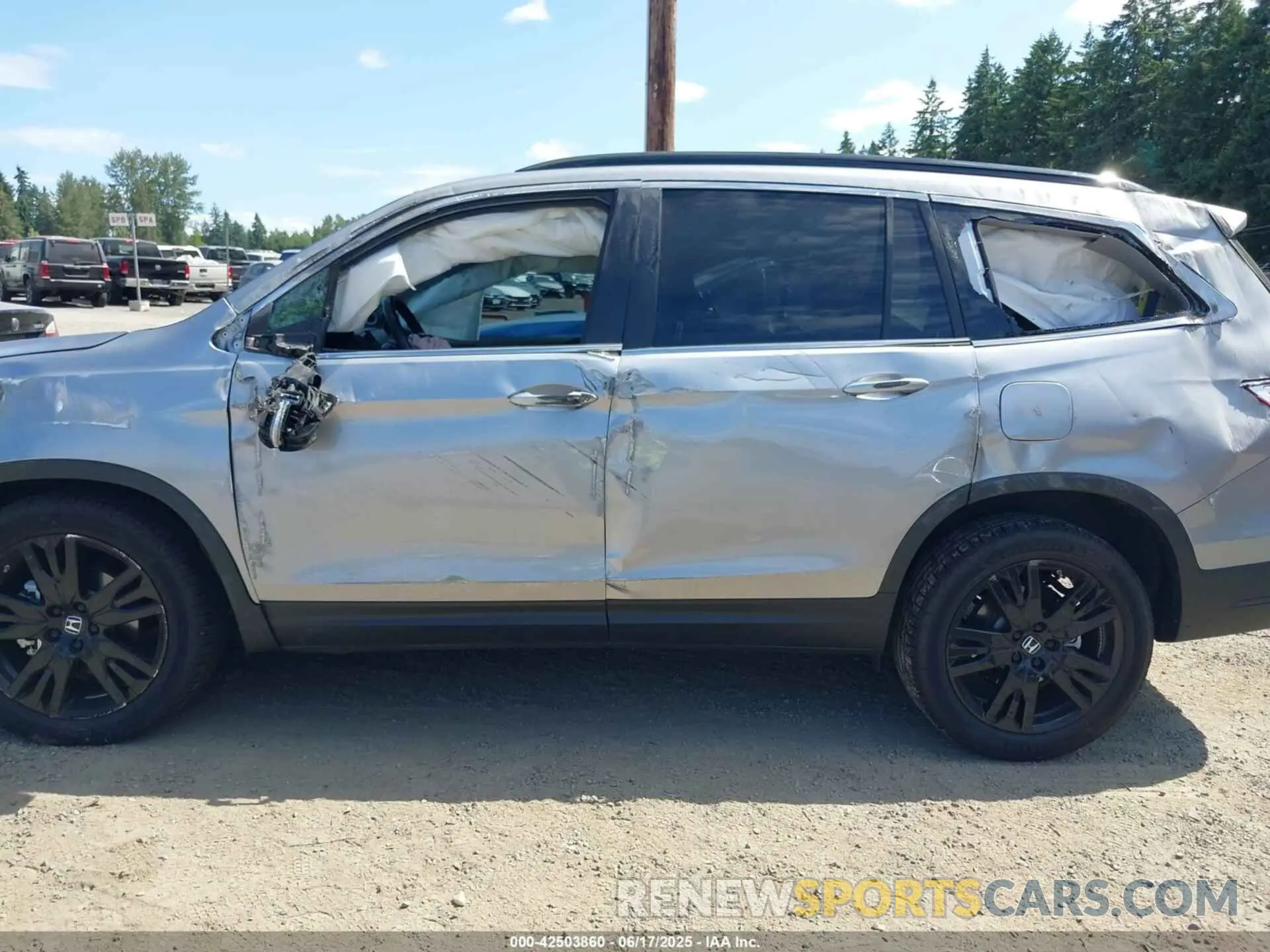 14 Photograph of a damaged car 5FNYF6H24MB019944 HONDA PILOT 2021