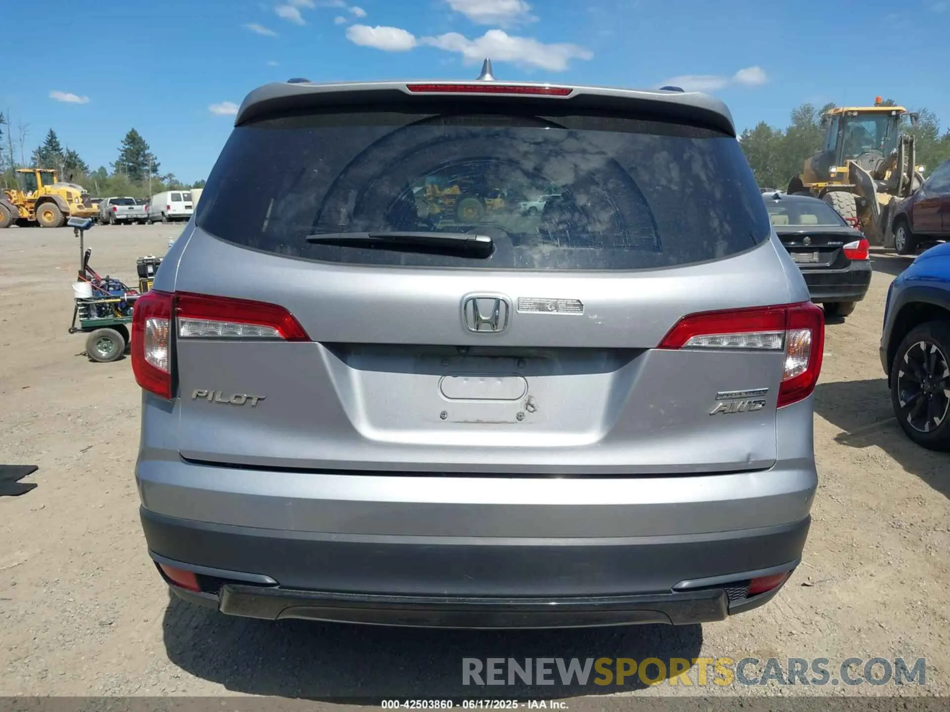16 Photograph of a damaged car 5FNYF6H24MB019944 HONDA PILOT 2021