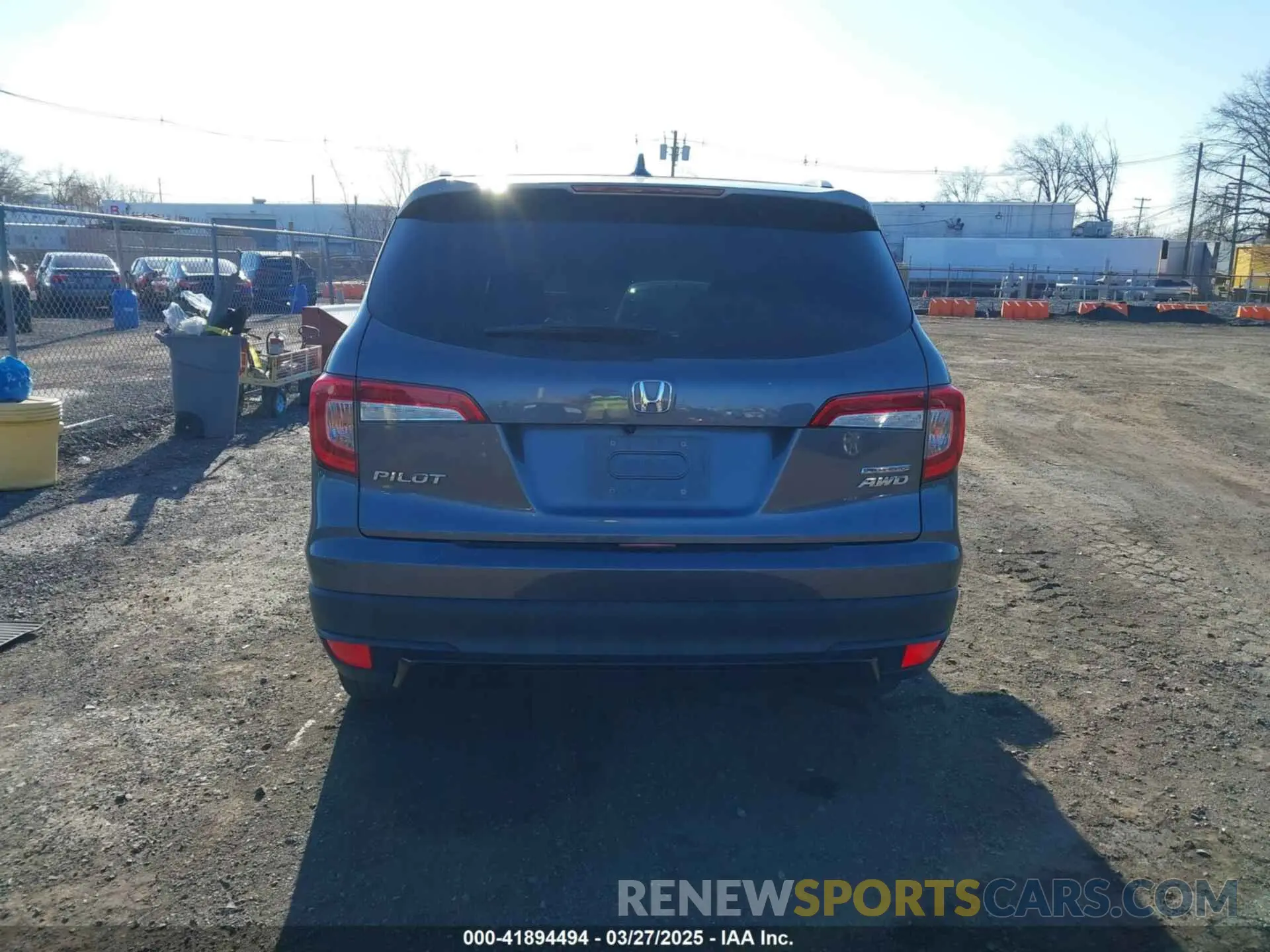 17 Photograph of a damaged car 5FNYF6H25MB041029 HONDA PILOT 2021