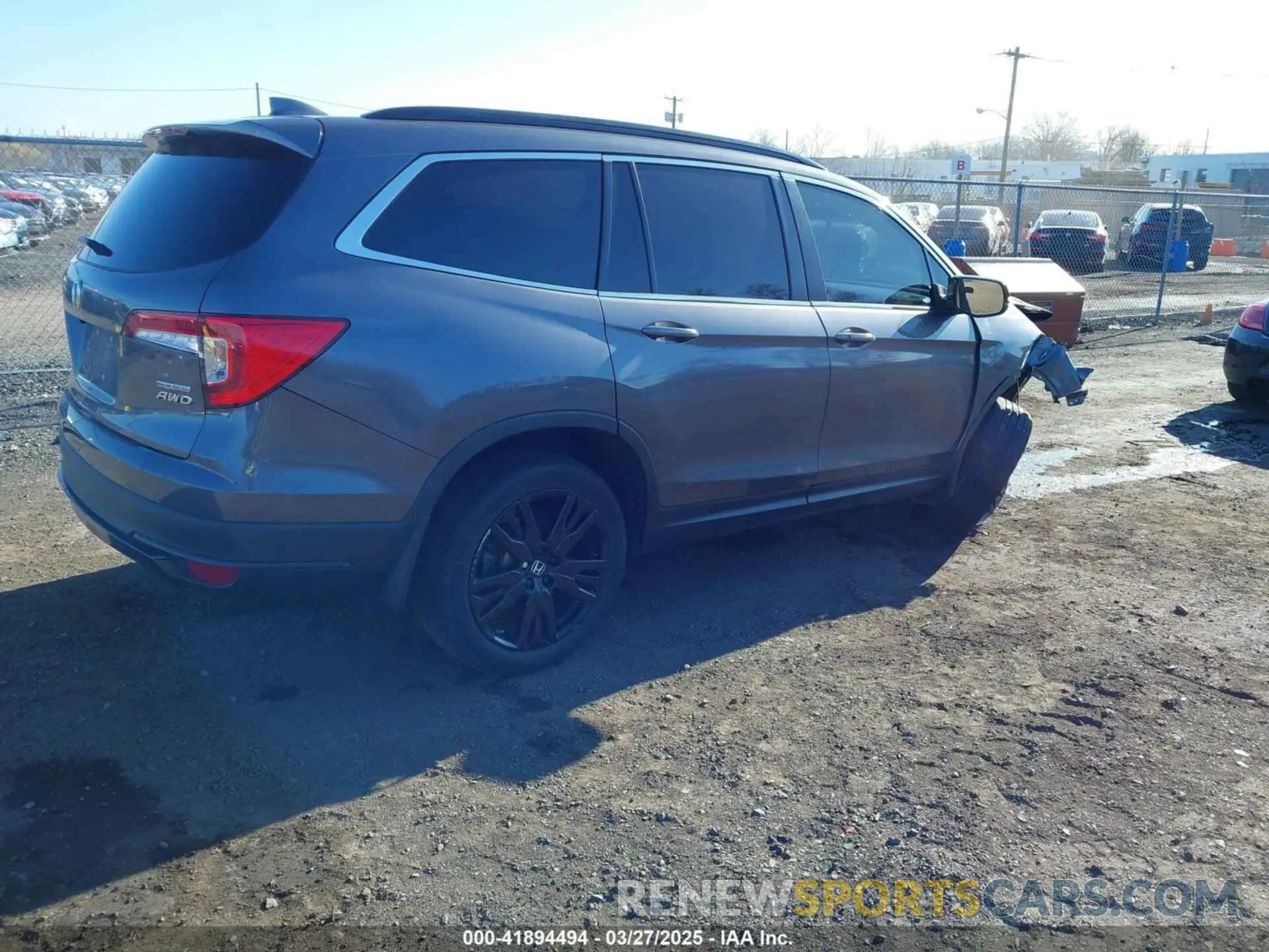 4 Photograph of a damaged car 5FNYF6H25MB041029 HONDA PILOT 2021