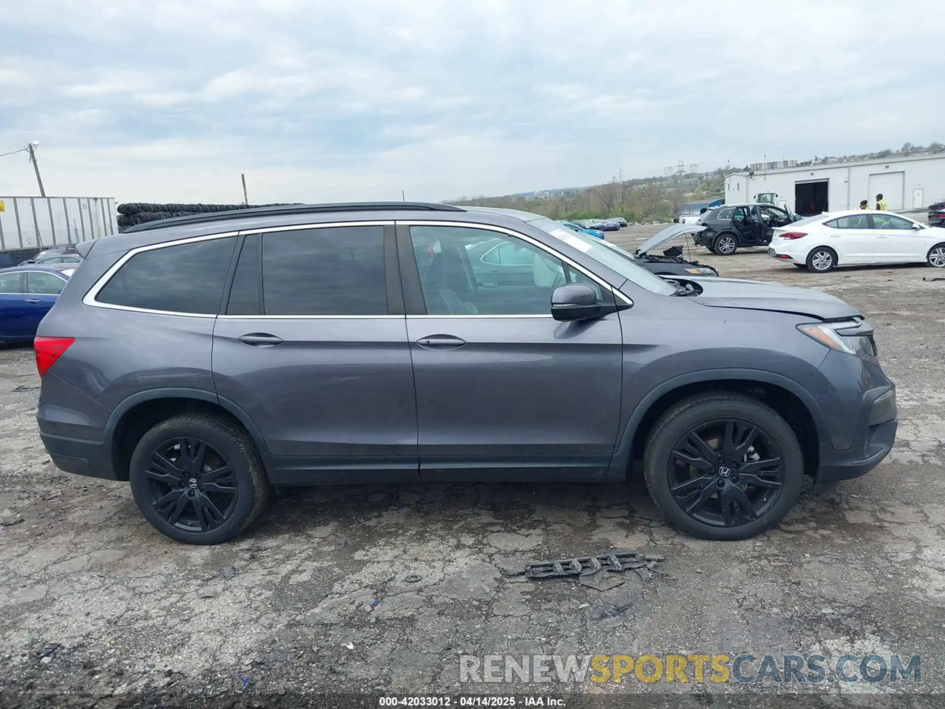 13 Photograph of a damaged car 5FNYF6H25MB078596 HONDA PILOT 2021