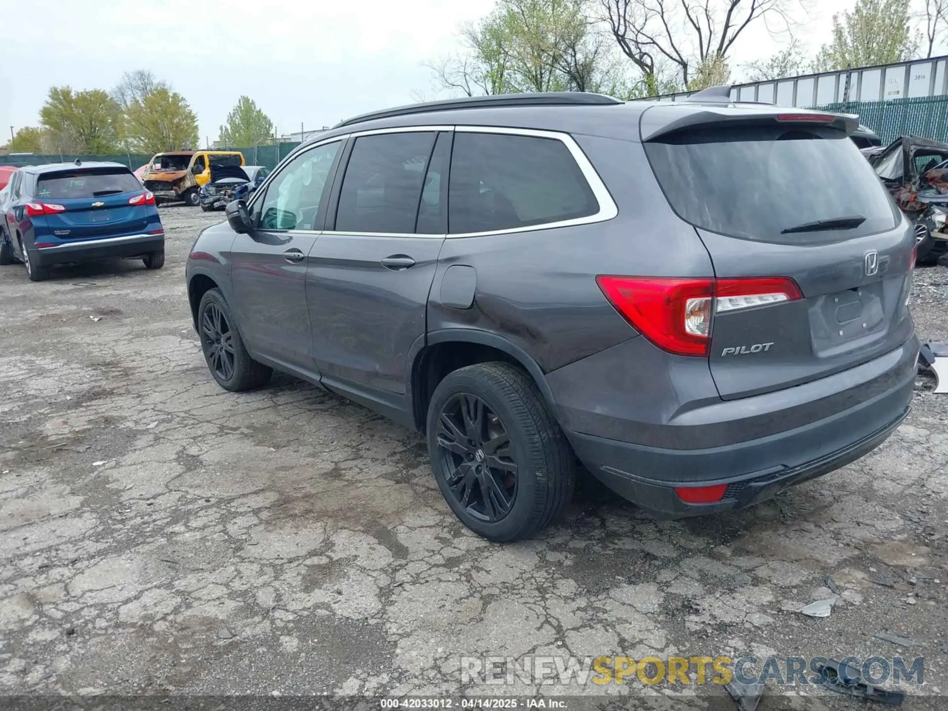 3 Photograph of a damaged car 5FNYF6H25MB078596 HONDA PILOT 2021
