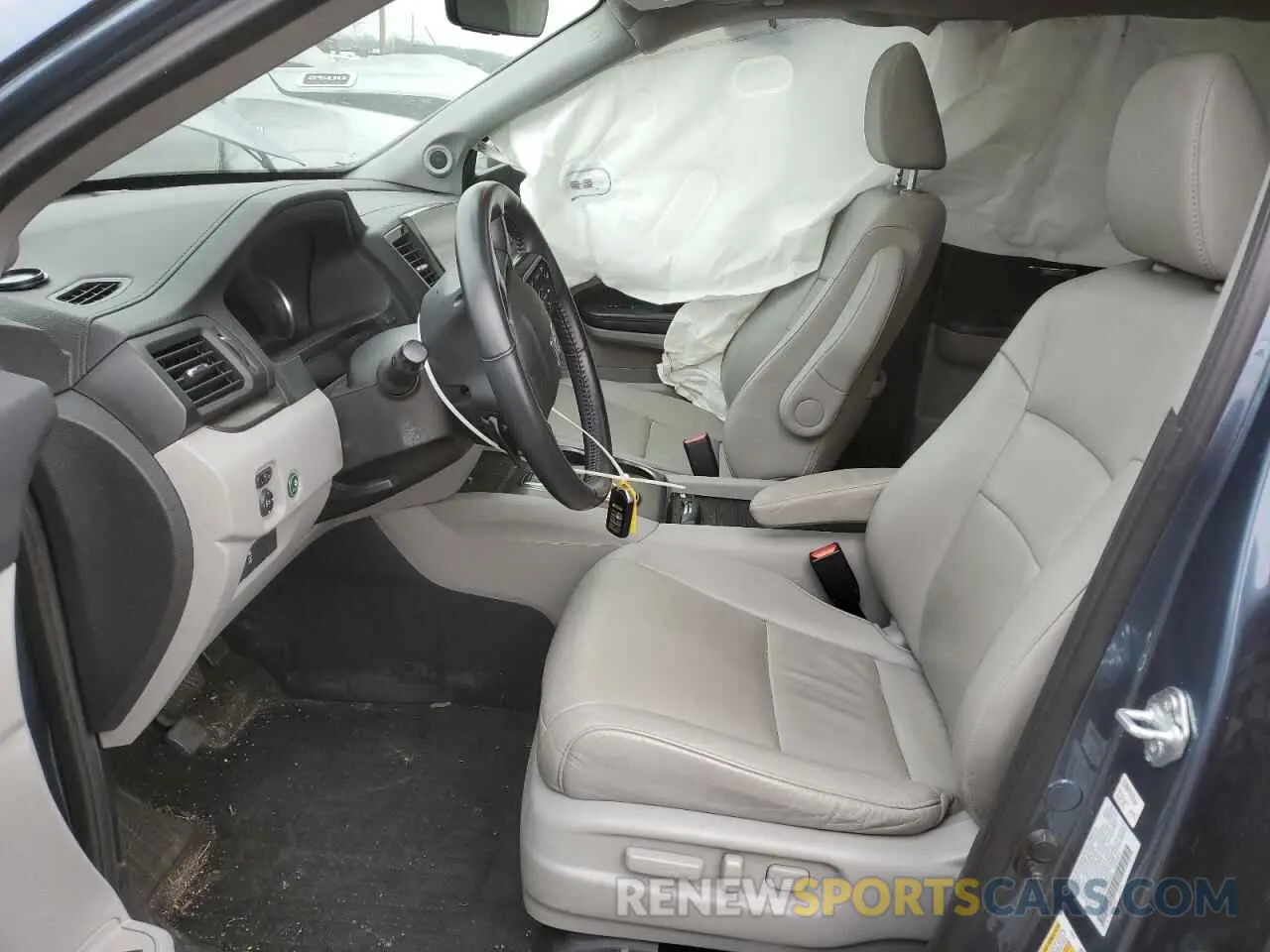 7 Photograph of a damaged car 5FNYF6H25MB083023 HONDA PILOT 2021