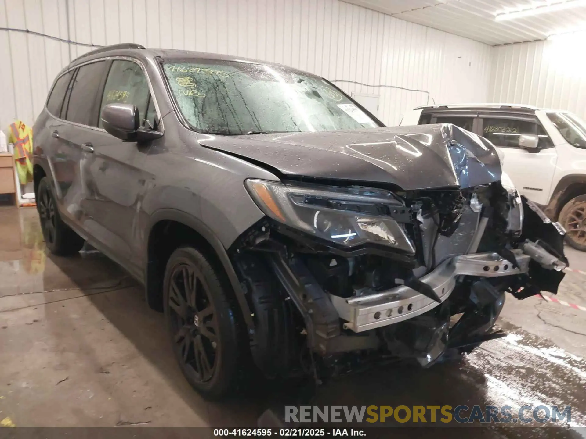 1 Photograph of a damaged car 5FNYF6H26MB014602 HONDA PILOT 2021
