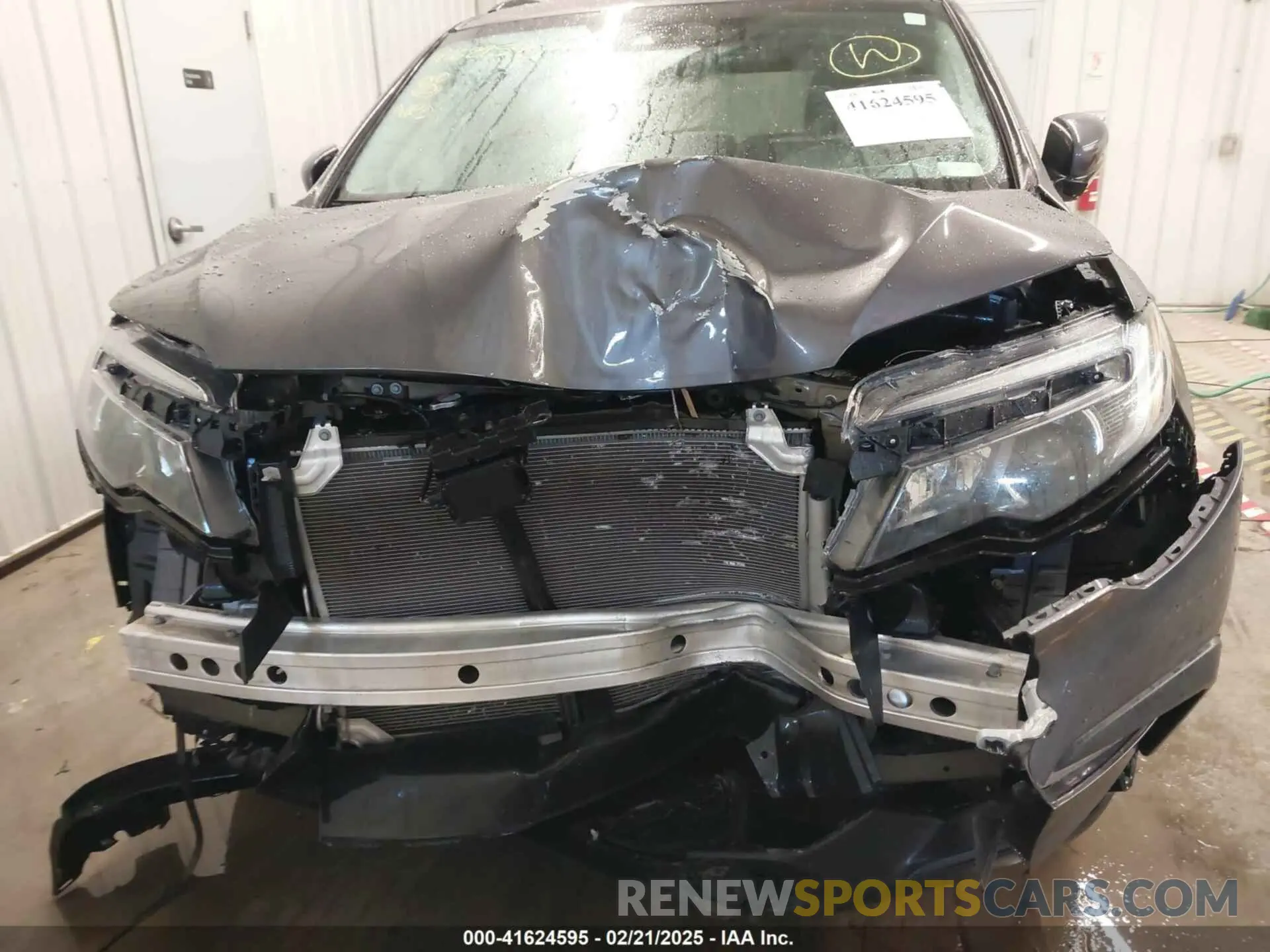 11 Photograph of a damaged car 5FNYF6H26MB014602 HONDA PILOT 2021