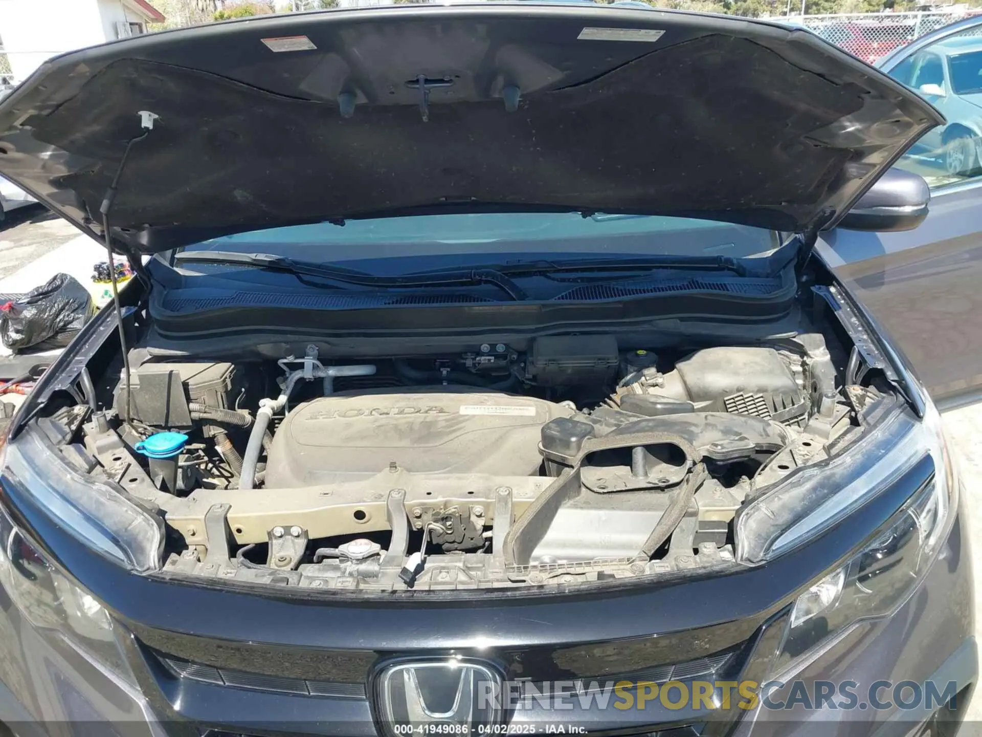 10 Photograph of a damaged car 5FNYF6H27MB008078 HONDA PILOT 2021