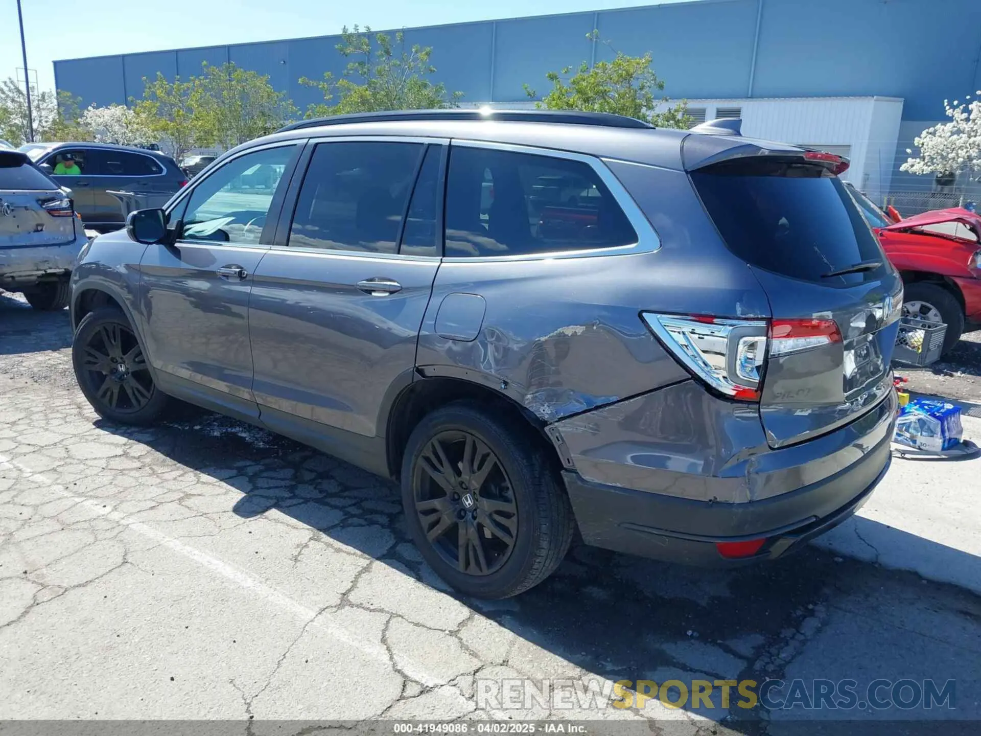 3 Photograph of a damaged car 5FNYF6H27MB008078 HONDA PILOT 2021