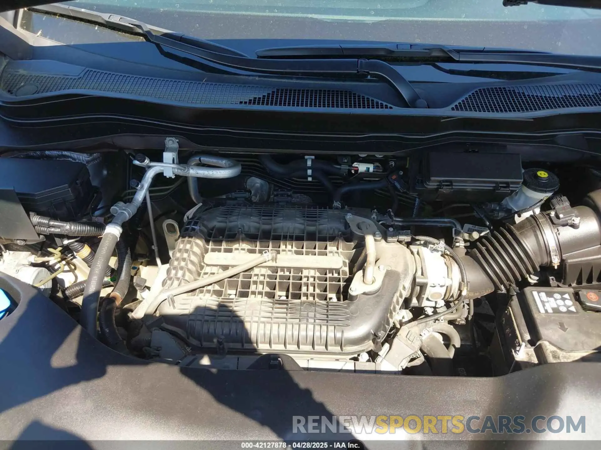 10 Photograph of a damaged car 5FNYF6H27MB043638 HONDA PILOT 2021