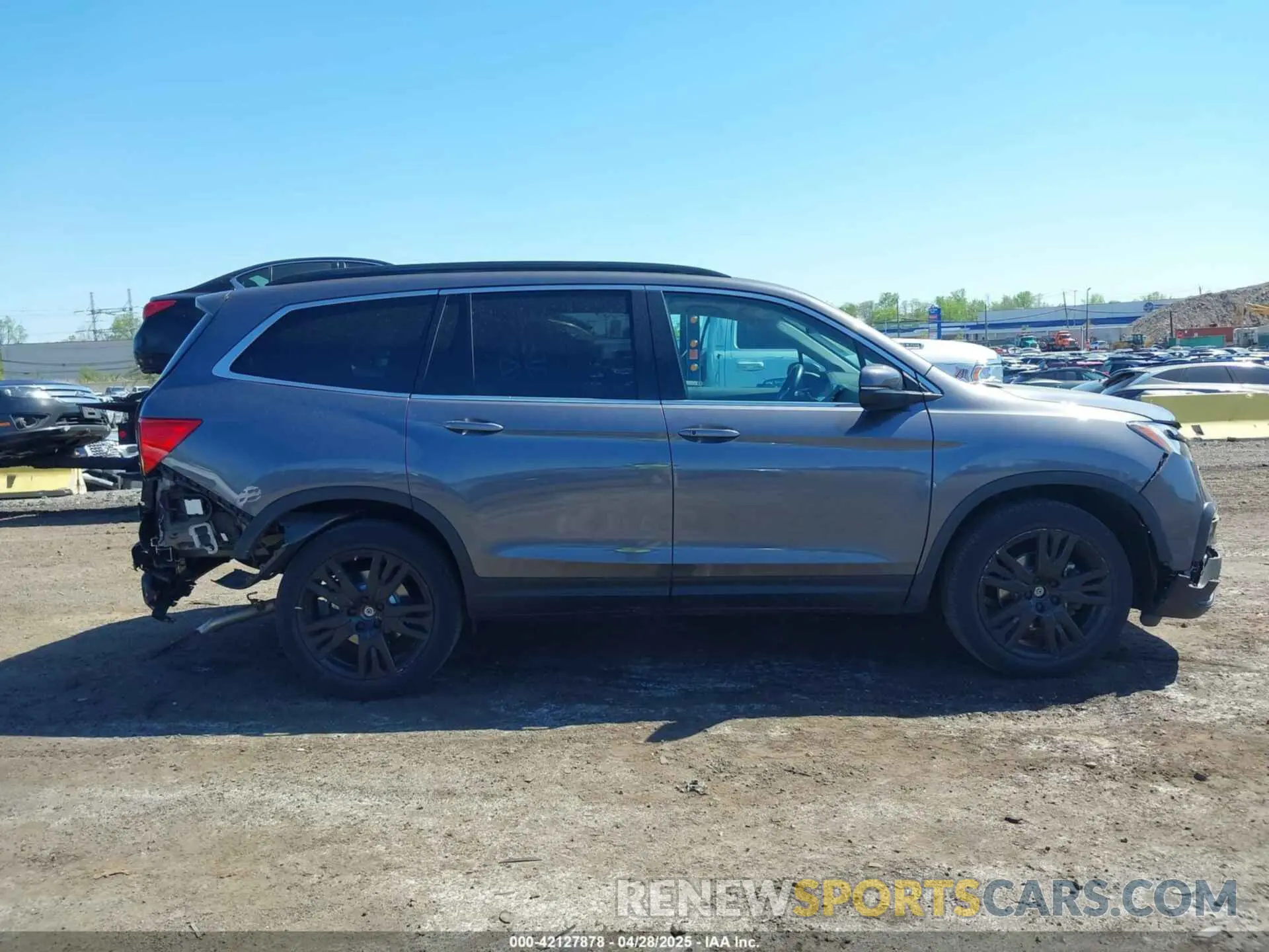 13 Photograph of a damaged car 5FNYF6H27MB043638 HONDA PILOT 2021