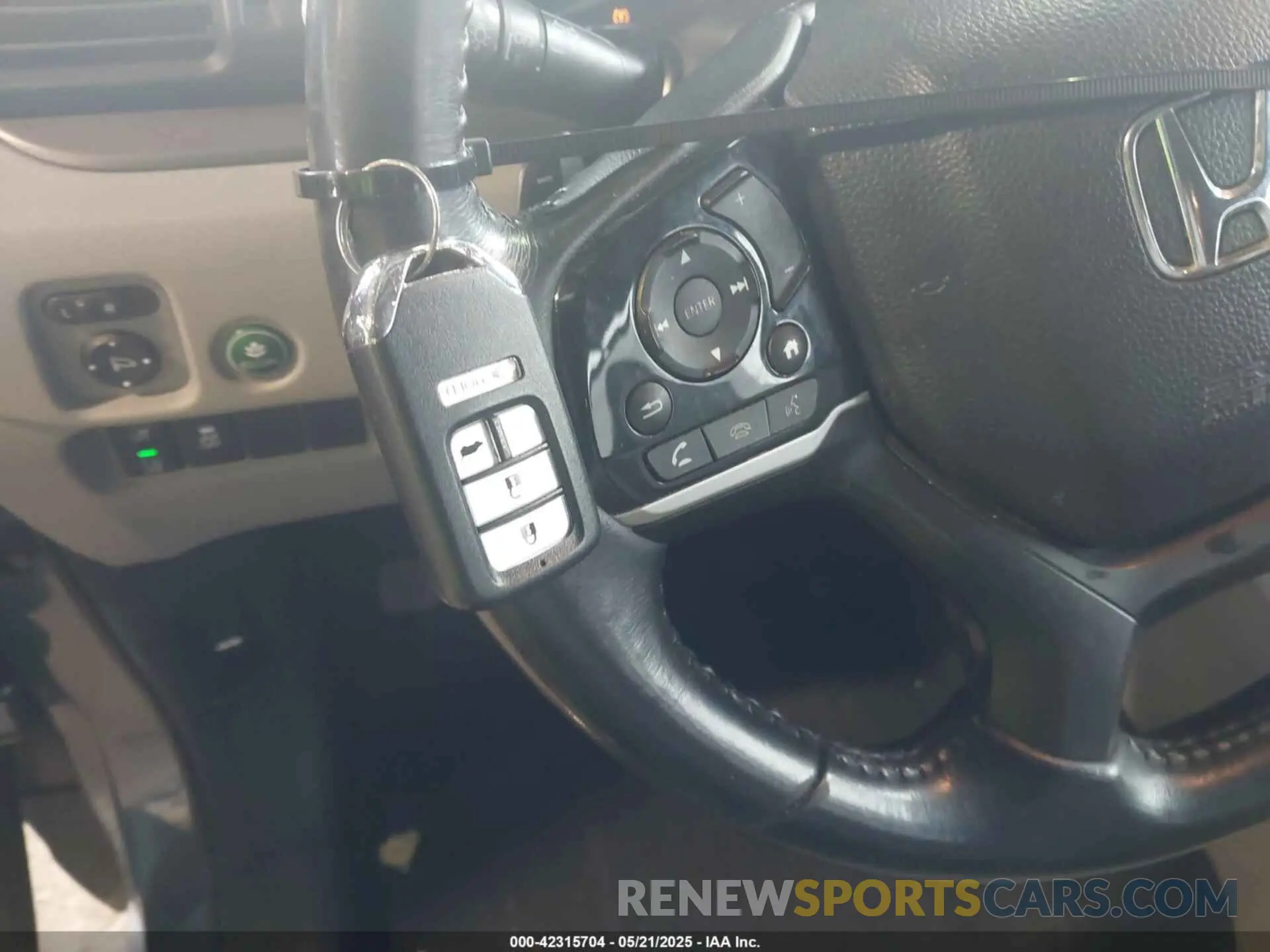 11 Photograph of a damaged car 5FNYF6H27MB096582 HONDA PILOT 2021