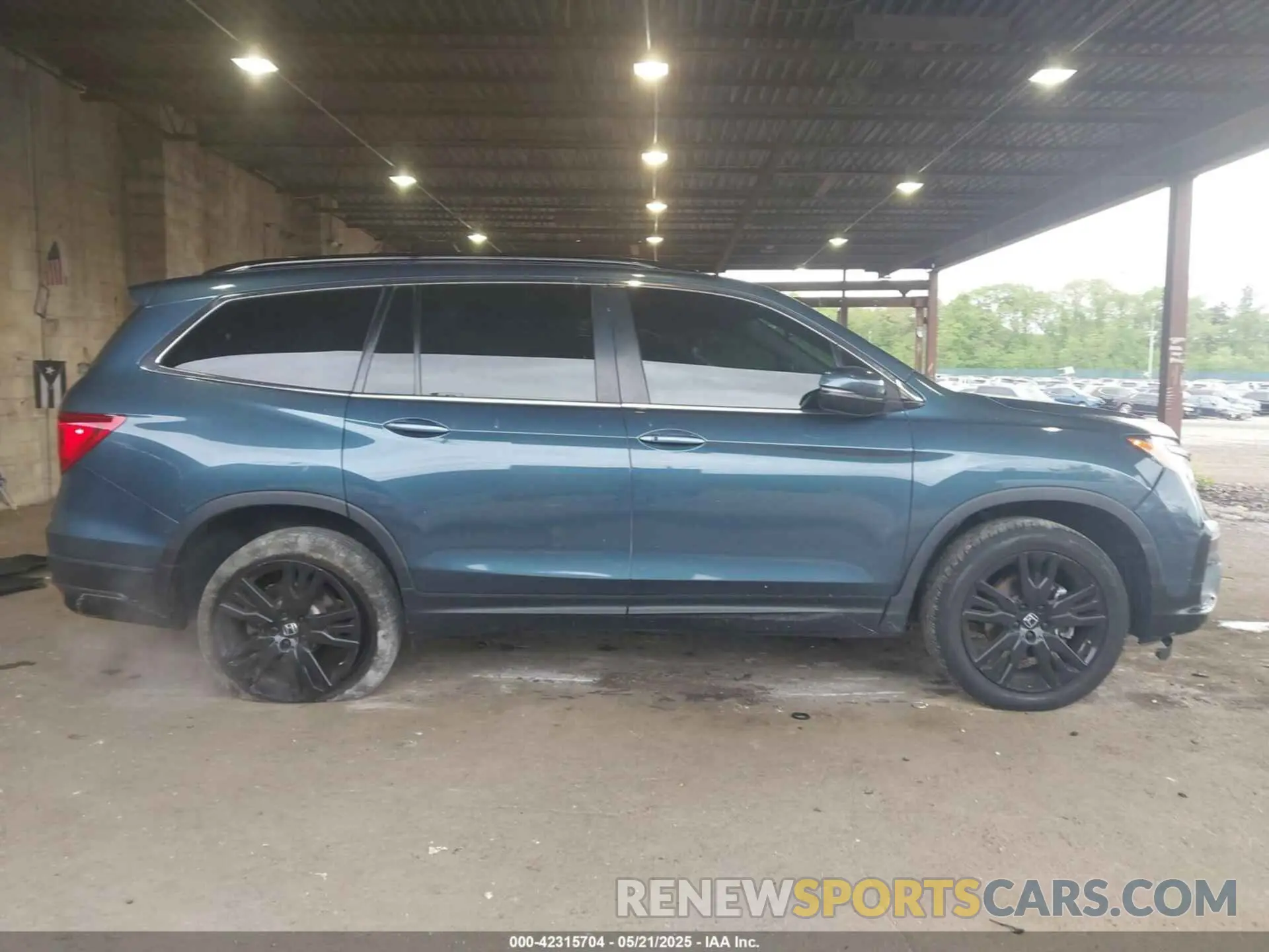 13 Photograph of a damaged car 5FNYF6H27MB096582 HONDA PILOT 2021
