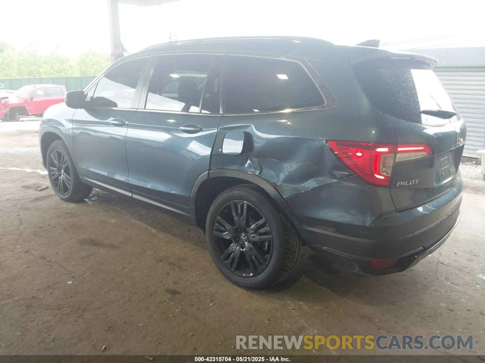 3 Photograph of a damaged car 5FNYF6H27MB096582 HONDA PILOT 2021