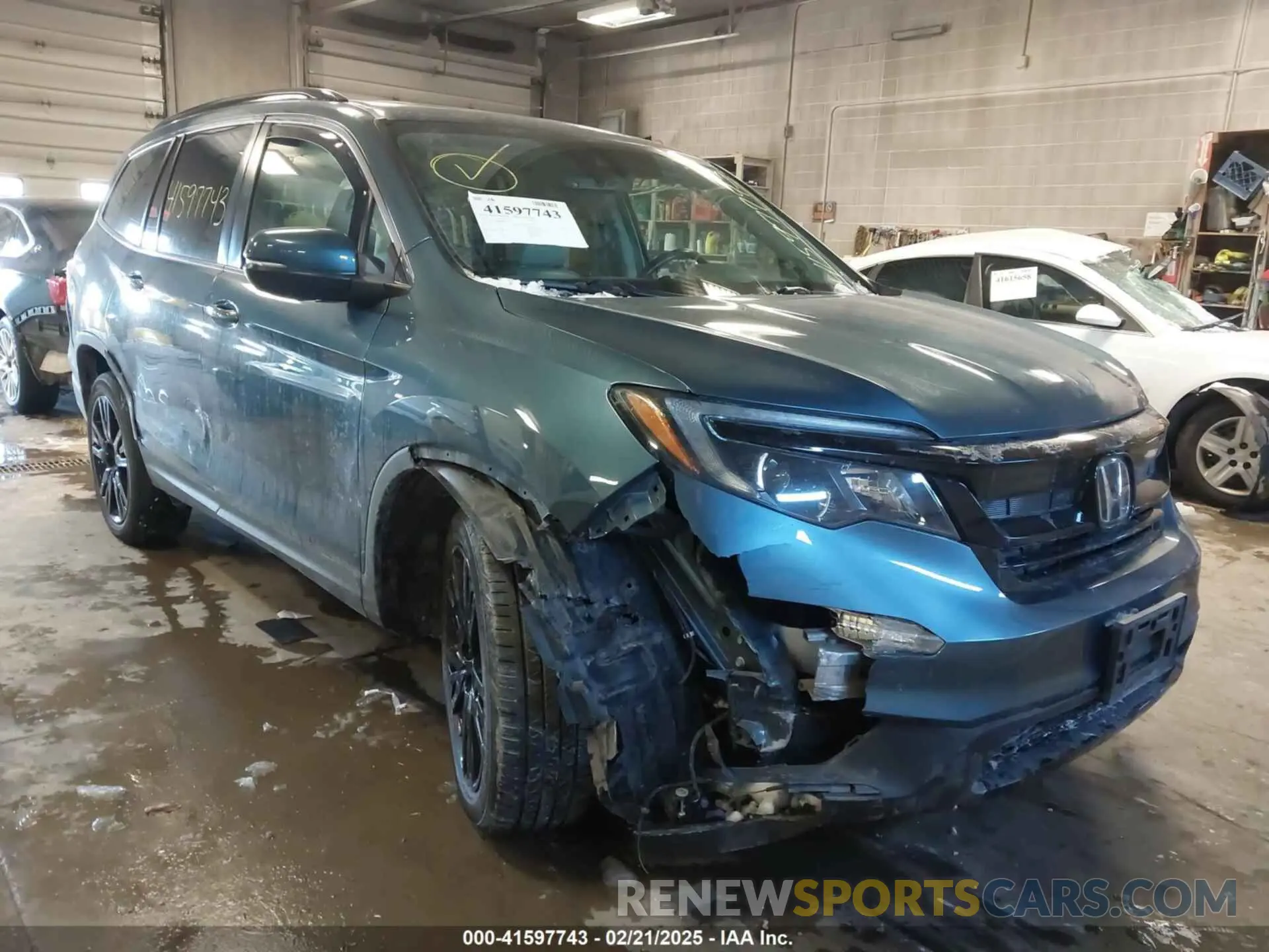 6 Photograph of a damaged car 5FNYF6H28MB009000 HONDA PILOT 2021