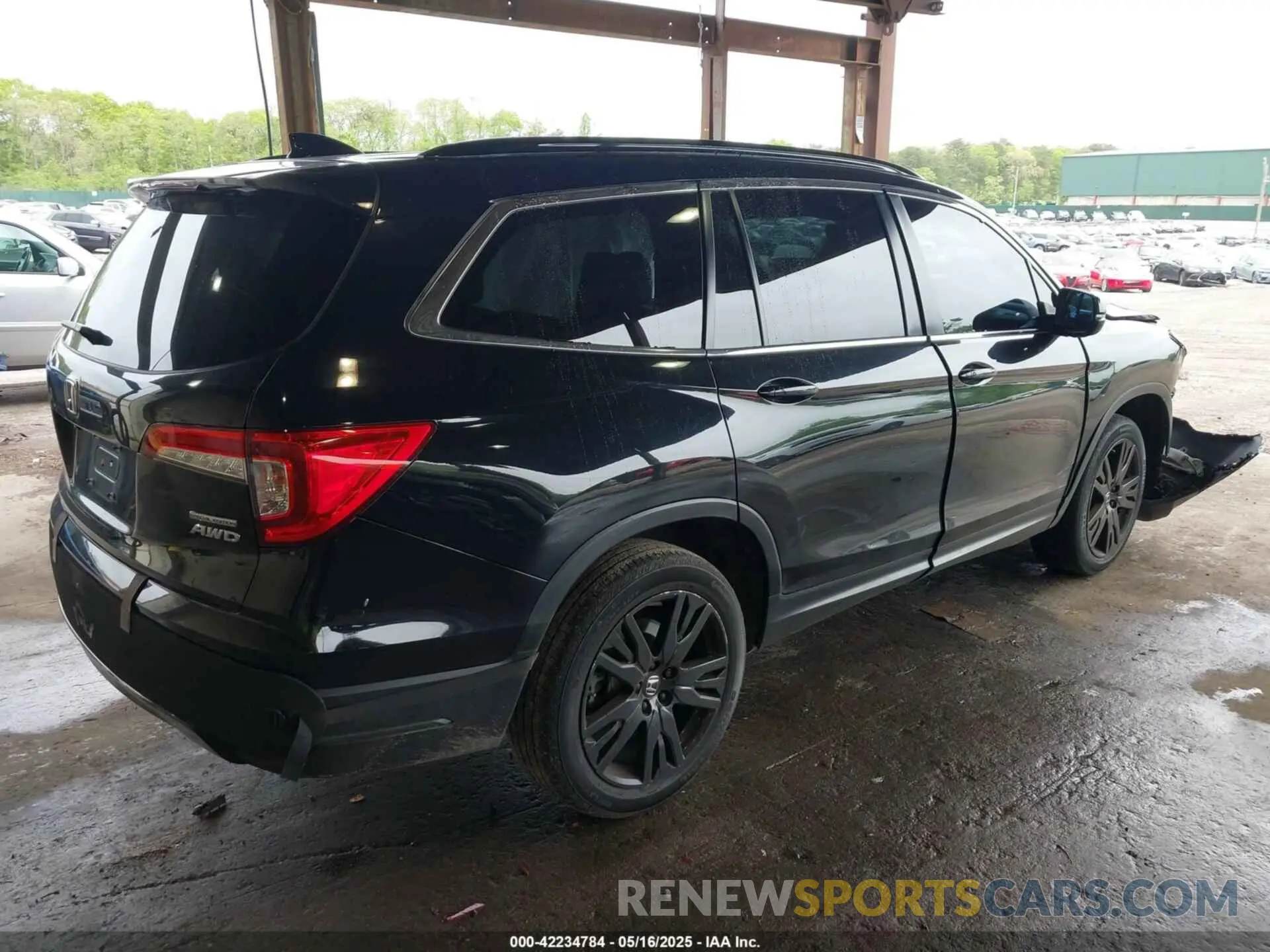 4 Photograph of a damaged car 5FNYF6H28MB065468 HONDA PILOT 2021