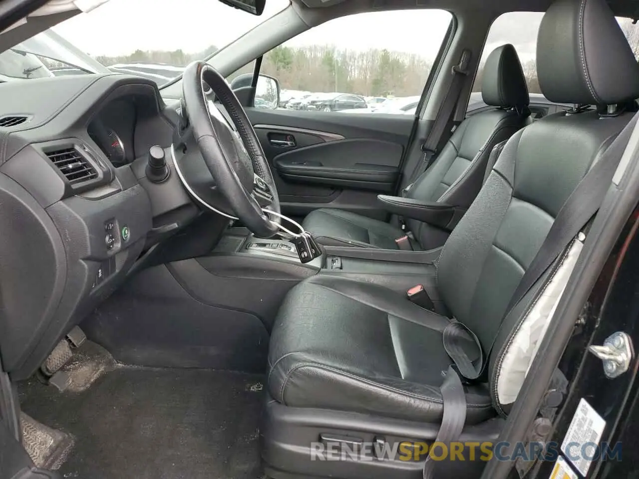 7 Photograph of a damaged car 5FNYF6H29MB023939 HONDA PILOT 2021