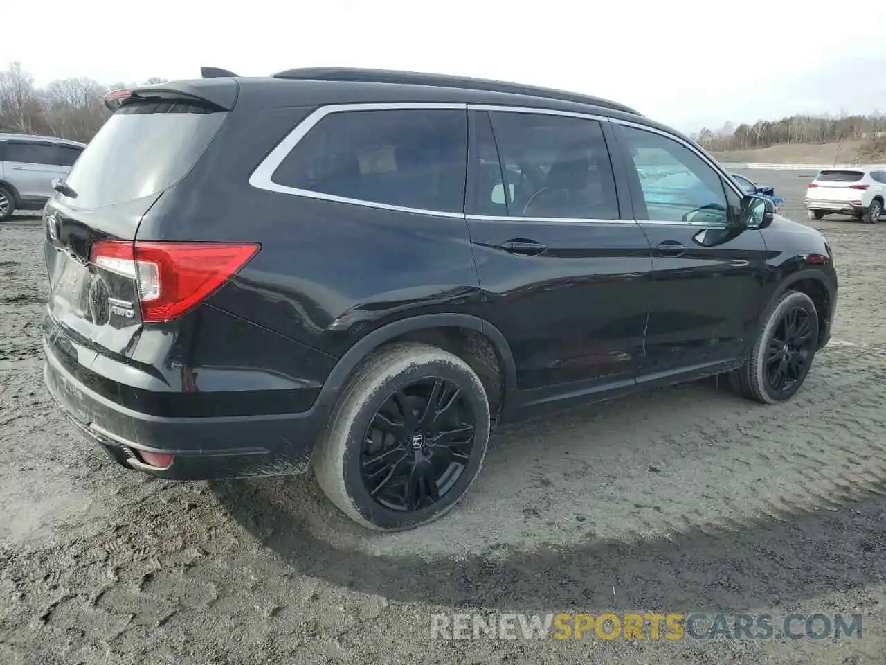 3 Photograph of a damaged car 5FNYF6H29MB057413 HONDA PILOT 2021