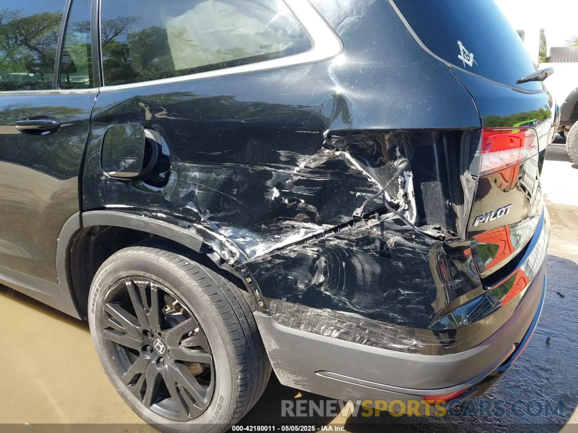 6 Photograph of a damaged car 5FNYF6H29MB083526 HONDA PILOT 2021
