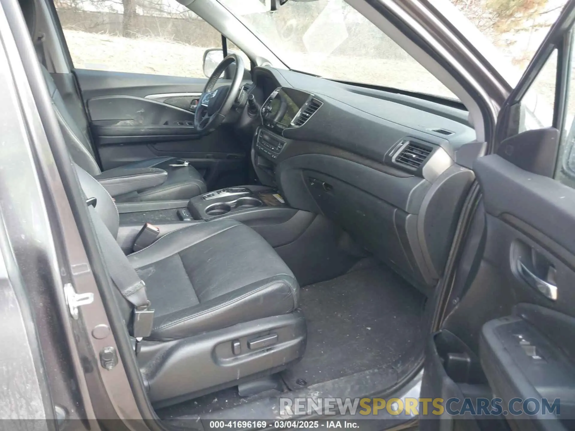 5 Photograph of a damaged car 5FNYF6H29MB087317 HONDA PILOT 2021