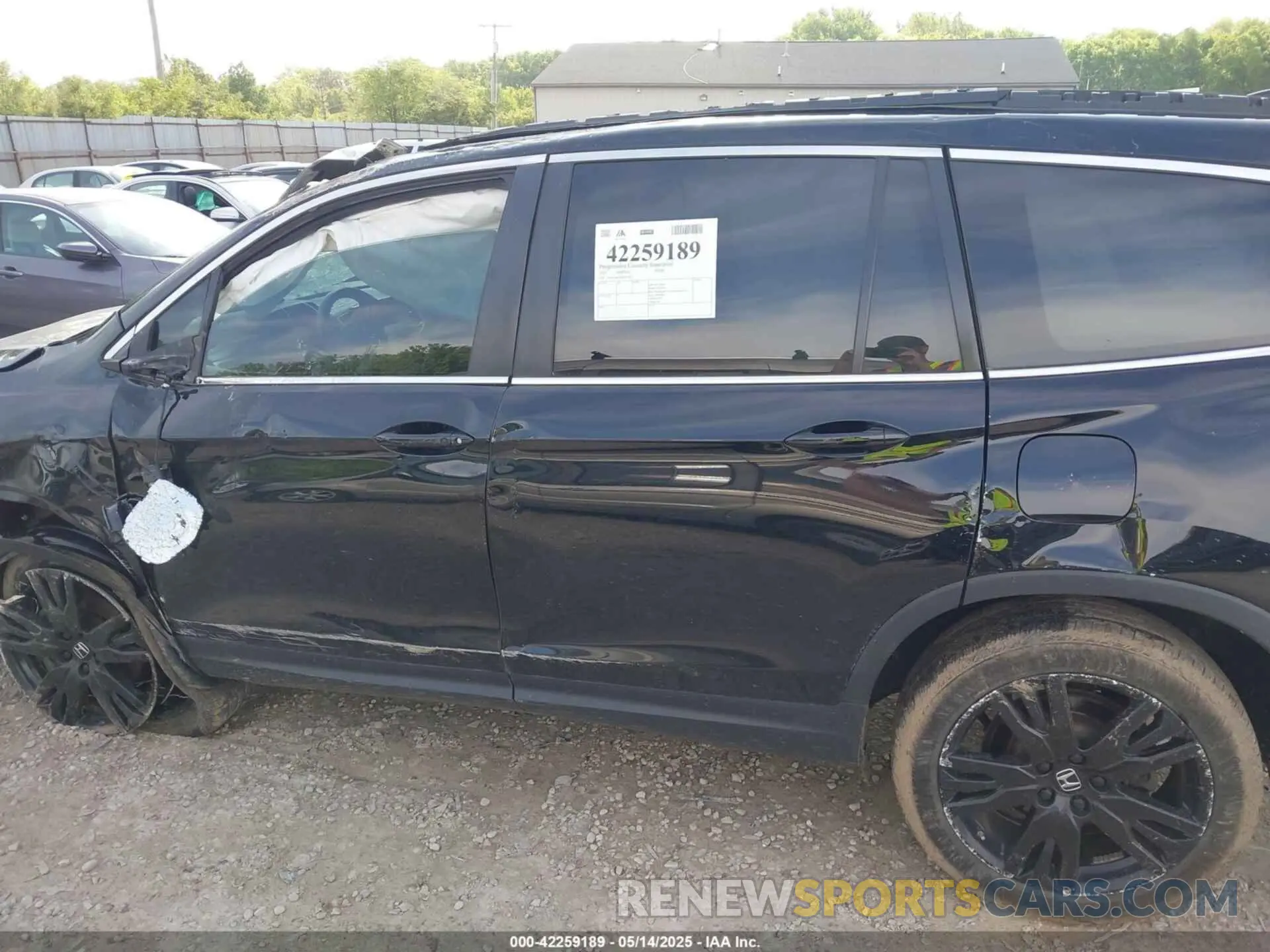 15 Photograph of a damaged car 5FNYF6H2XMB057422 HONDA PILOT 2021