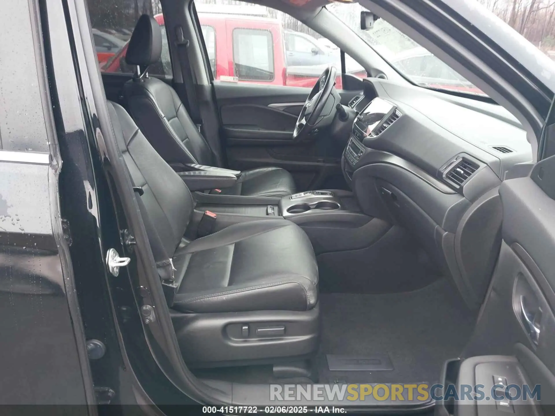 5 Photograph of a damaged car 5FNYF6H2XMB097662 HONDA PILOT 2021