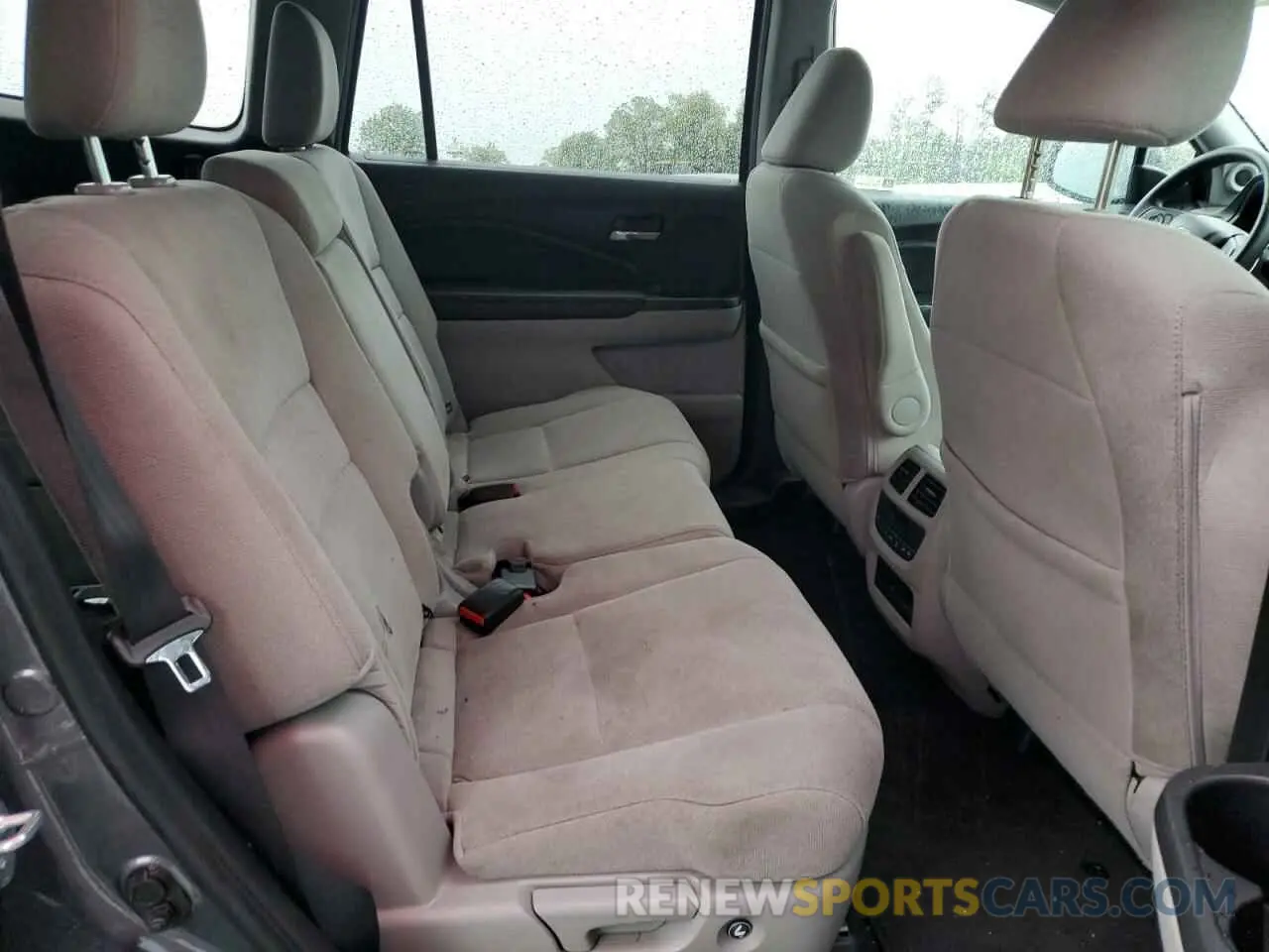 11 Photograph of a damaged car 5FNYF6H37MB081167 HONDA PILOT 2021