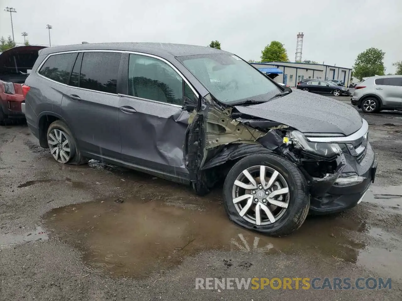 4 Photograph of a damaged car 5FNYF6H37MB081167 HONDA PILOT 2021