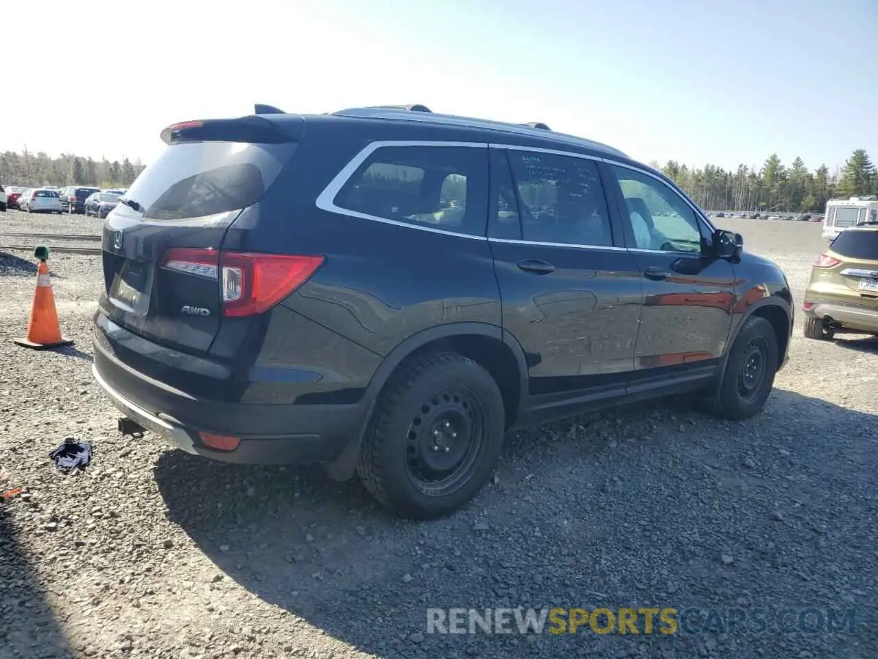 3 Photograph of a damaged car 5FNYF6H37MB501770 HONDA PILOT 2021