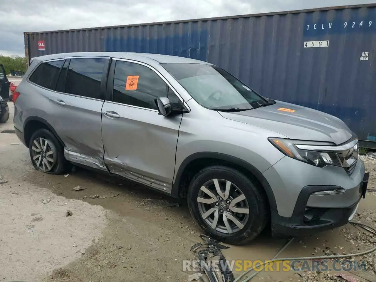 4 Photograph of a damaged car 5FNYF6H38MB018482 HONDA PILOT 2021