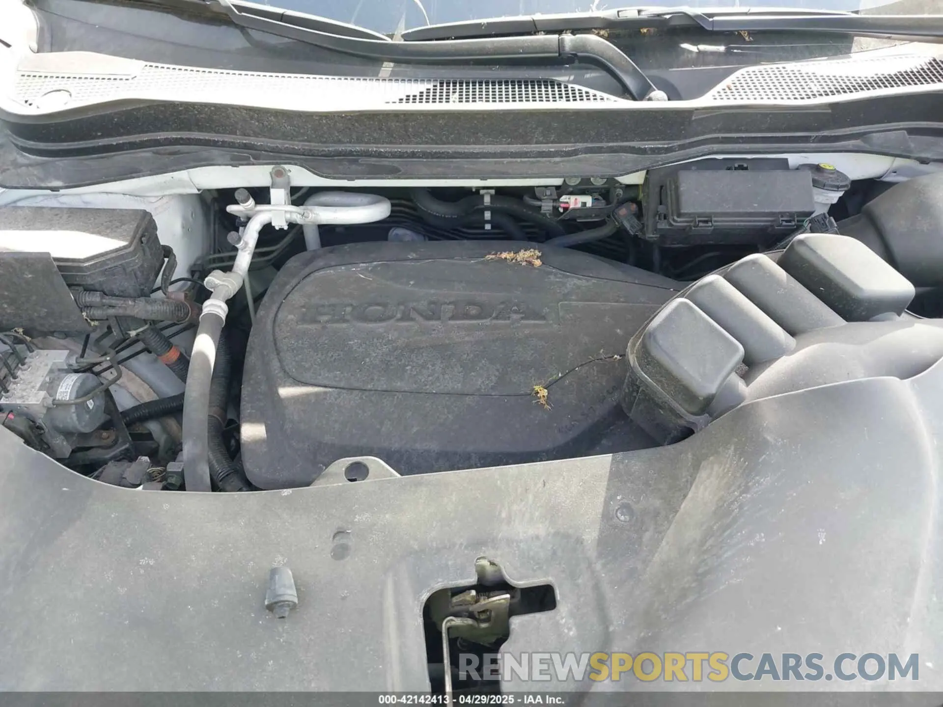 10 Photograph of a damaged car 5FNYF6H39MB022413 HONDA PILOT 2021