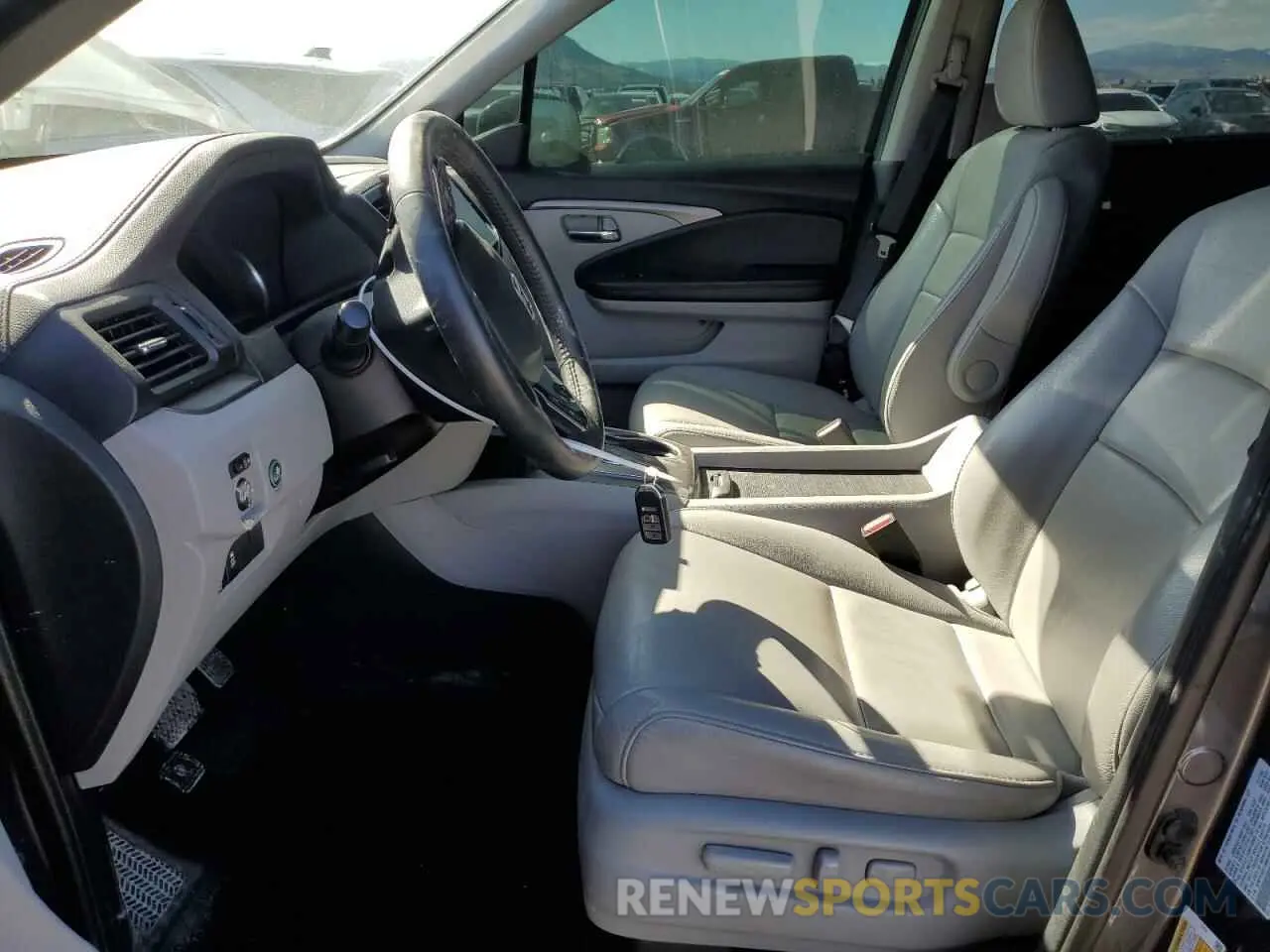 7 Photograph of a damaged car 5FNYF6H51MB038896 HONDA PILOT 2021