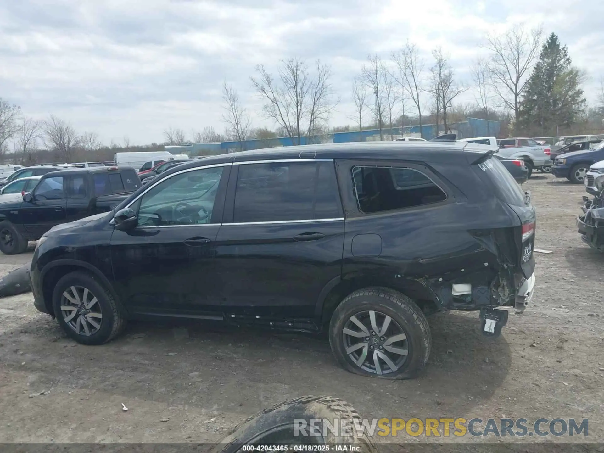 15 Photograph of a damaged car 5FNYF6H51MB069839 HONDA PILOT 2021