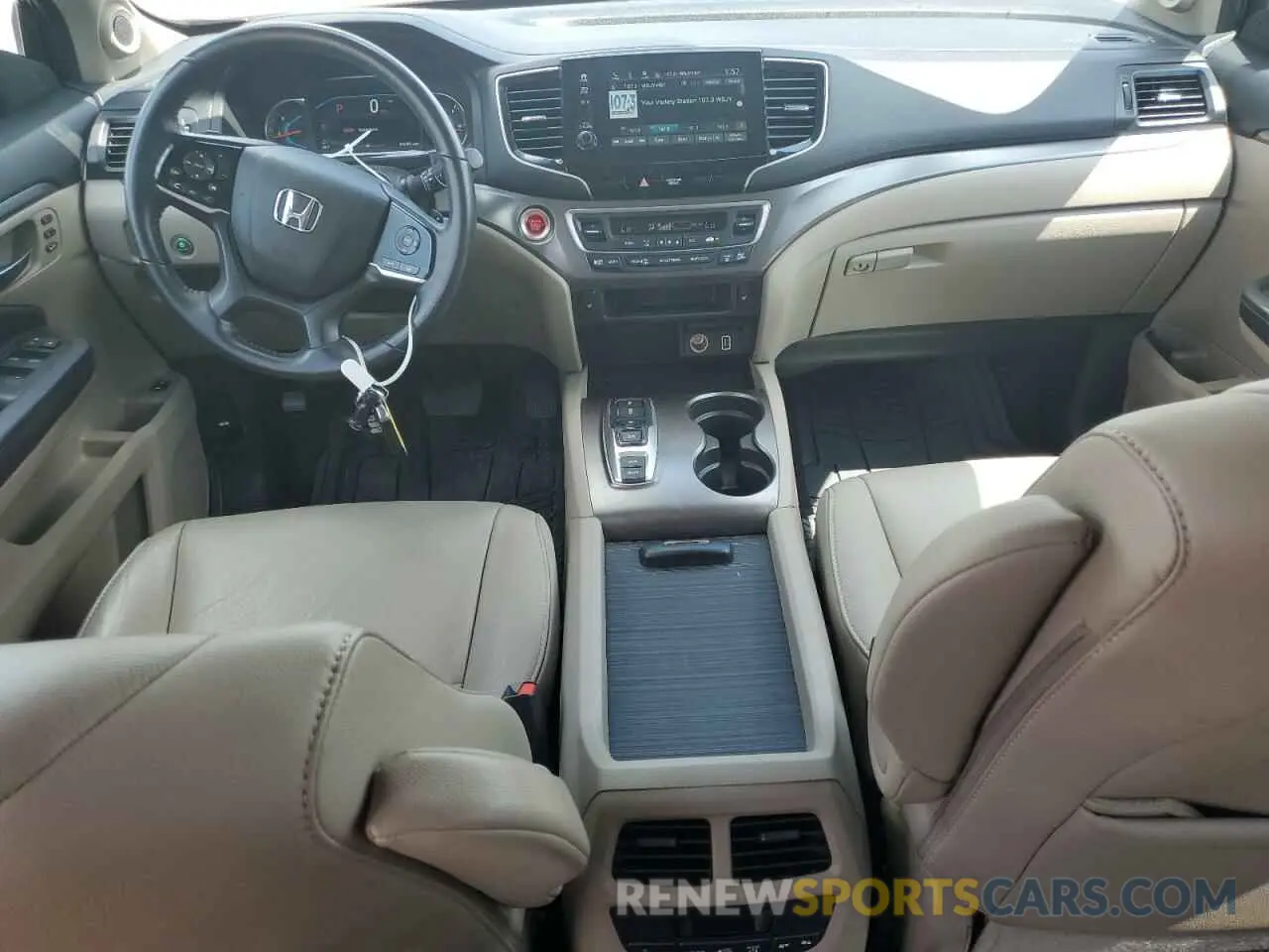 8 Photograph of a damaged car 5FNYF6H52MB088299 HONDA PILOT 2021