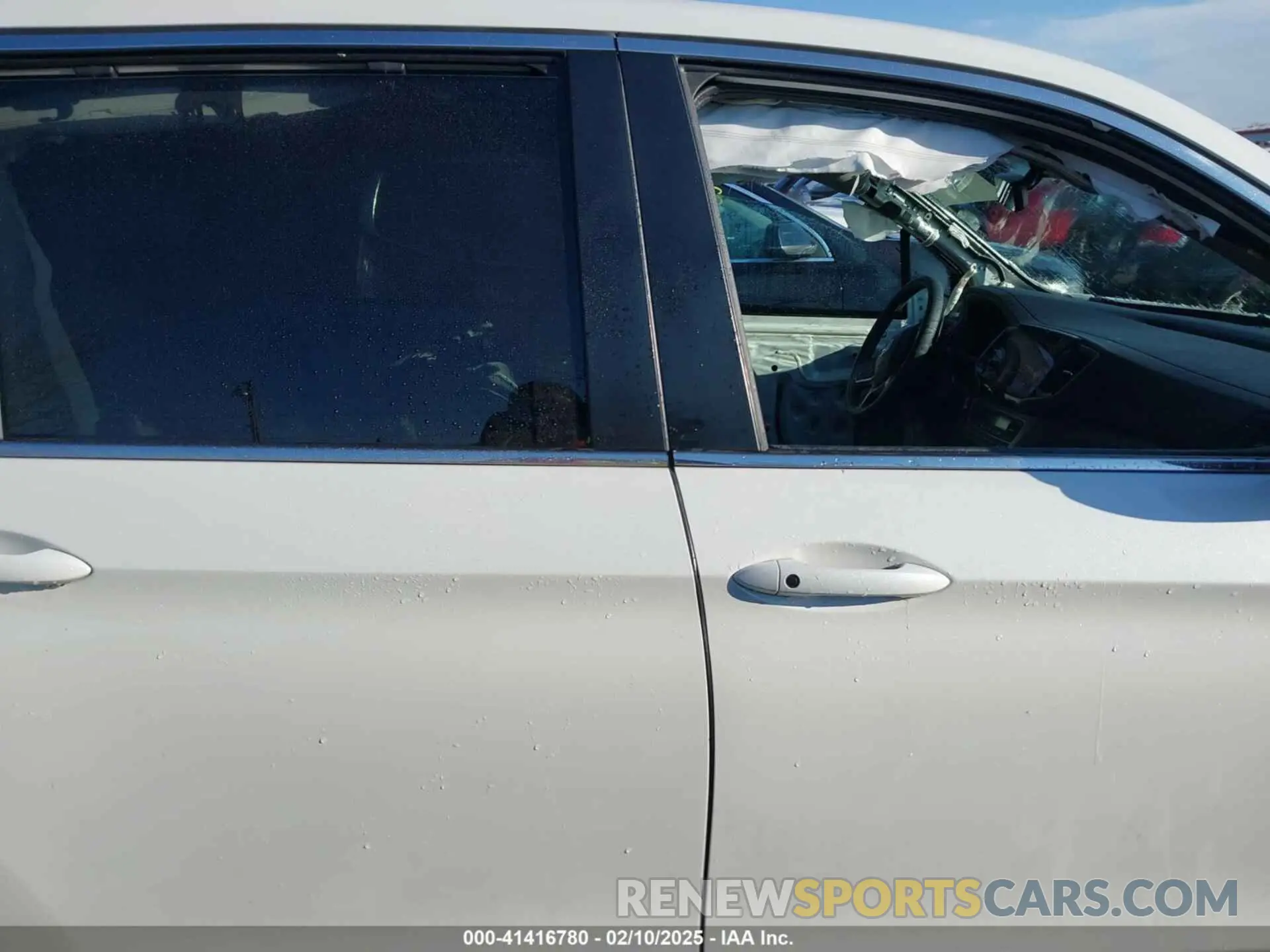 14 Photograph of a damaged car 5FNYF6H54MB020232 HONDA PILOT 2021