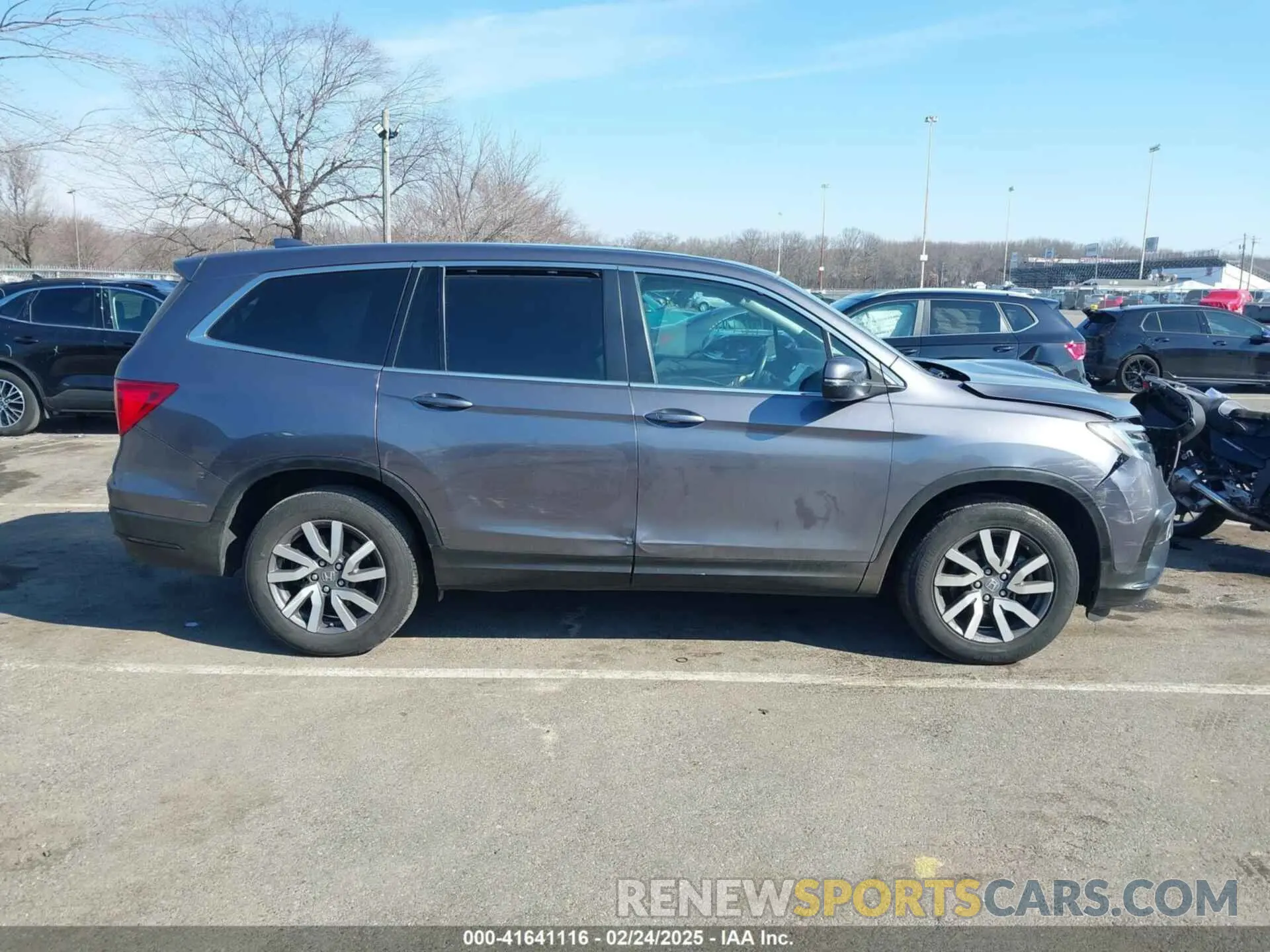 13 Photograph of a damaged car 5FNYF6H54MB028203 HONDA PILOT 2021