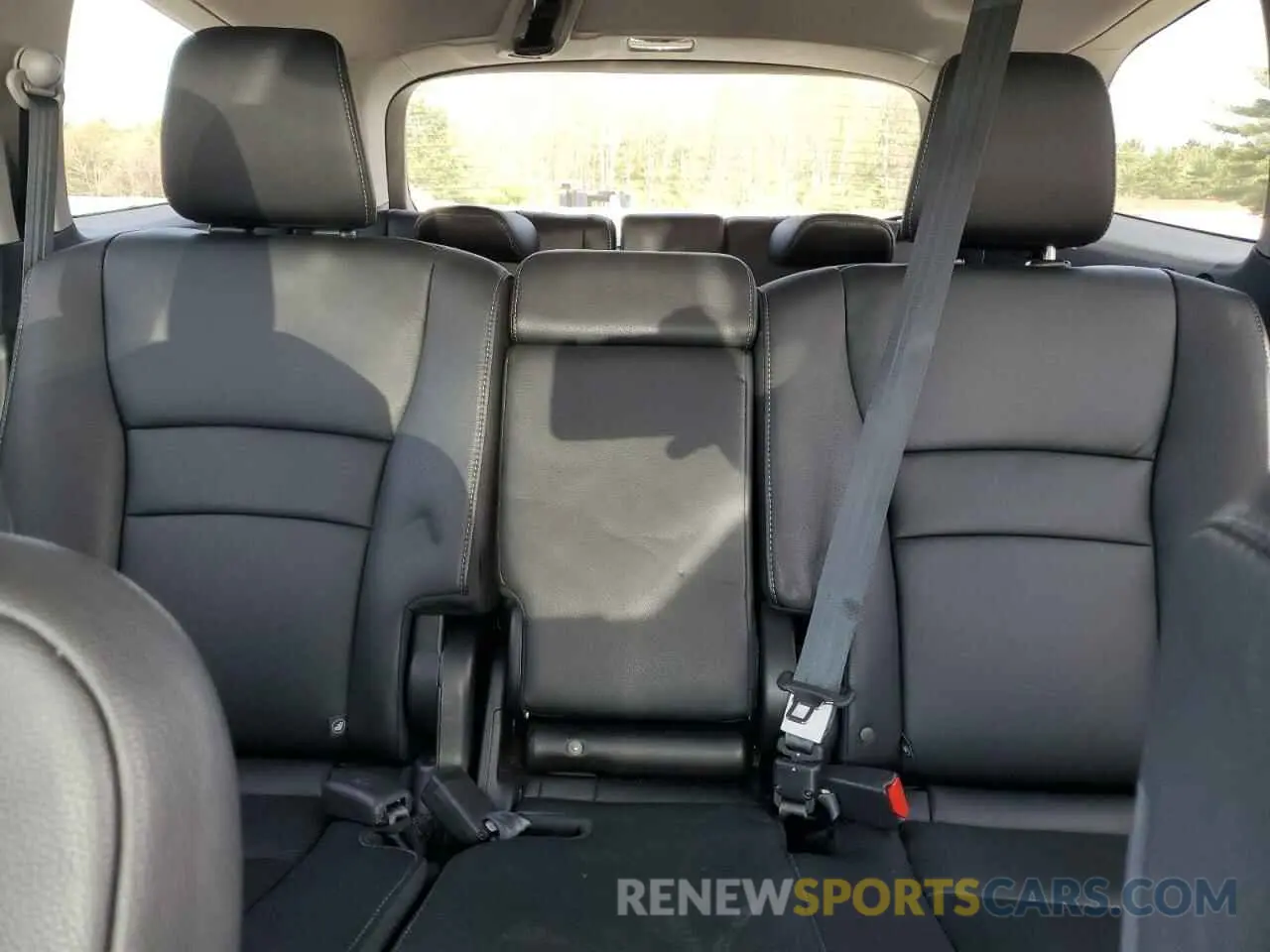 10 Photograph of a damaged car 5FNYF6H54MB052212 HONDA PILOT 2021